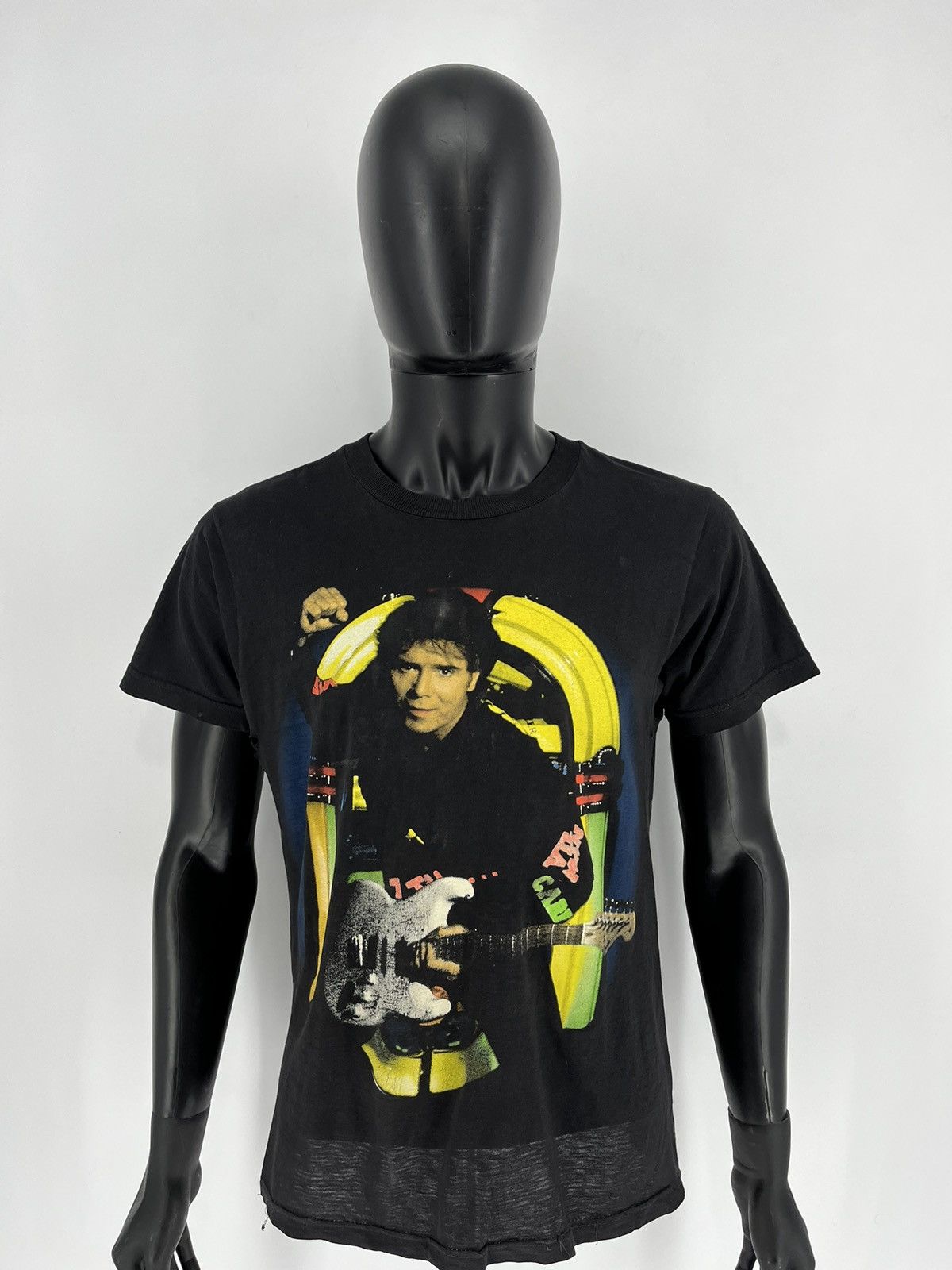 Band Tees Vintage Y2K 1994 CLIFF RICHARD Band Tour Rock Streetwear Size US M / EU 48-50 / 2 - 1 Thumbnail