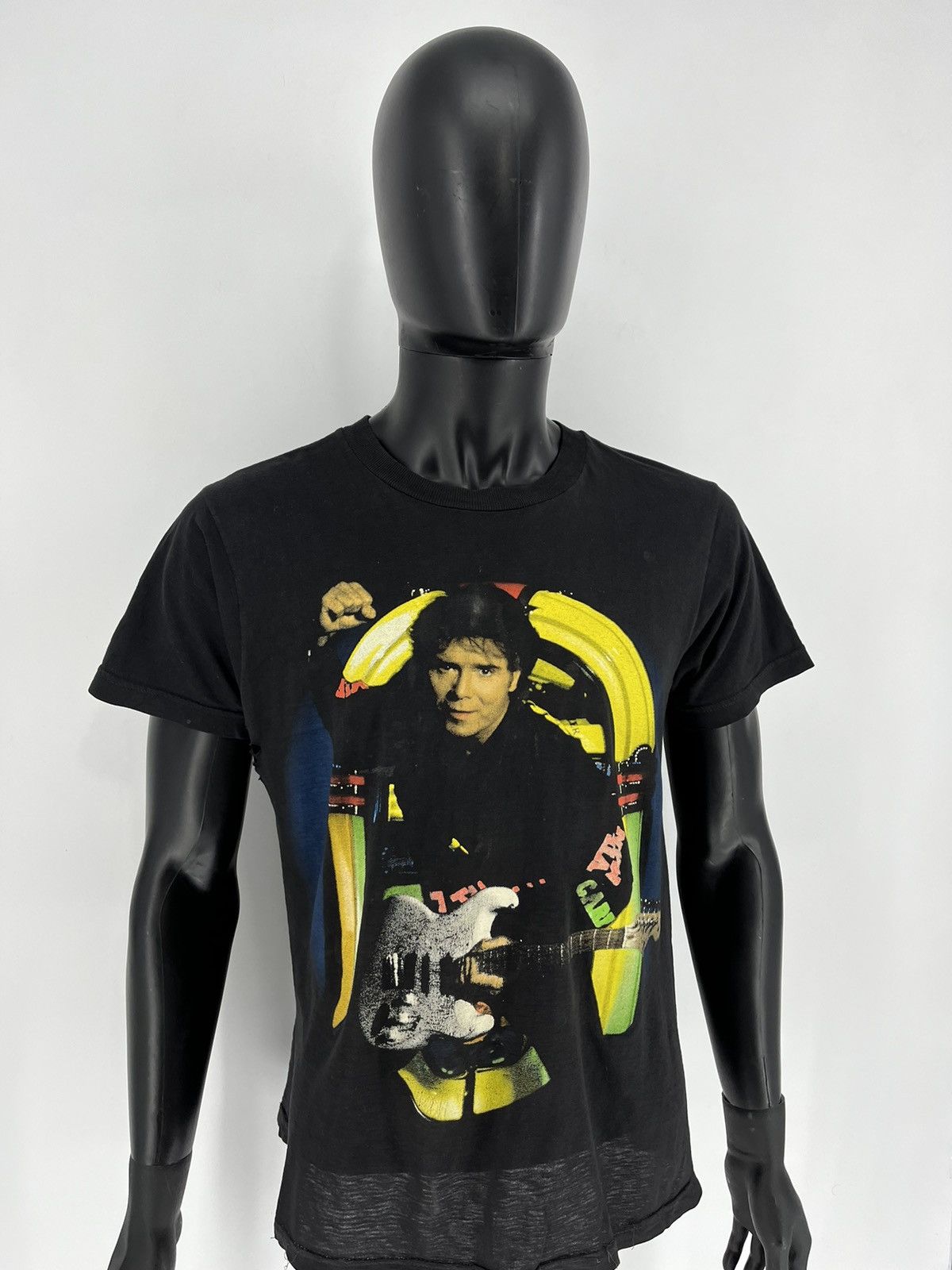 Band Tees Vintage Y2K 1994 CLIFF RICHARD Band Tour Rock Streetwear Size US M / EU 48-50 / 2 - 3 Thumbnail