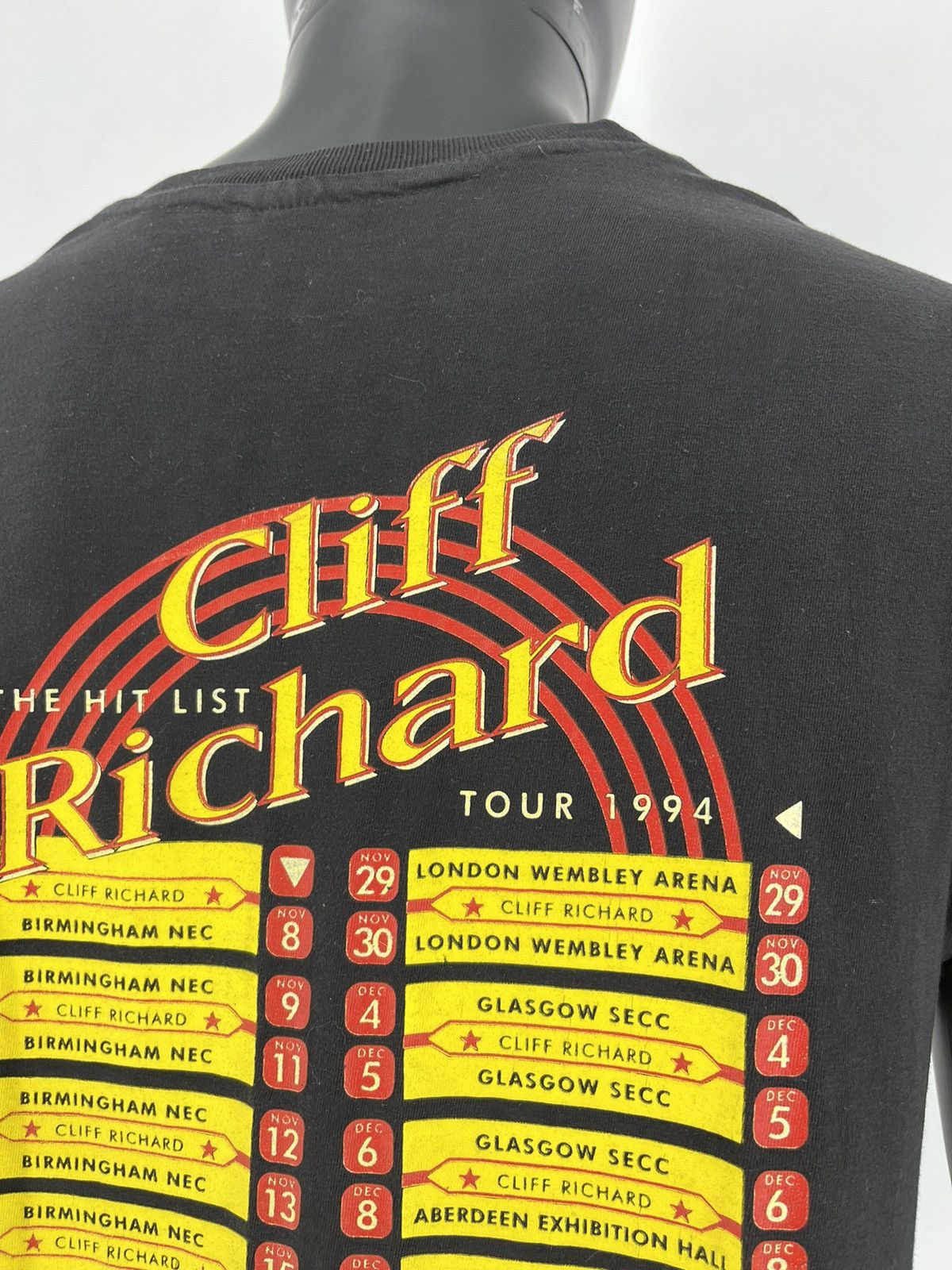 Band Tees Vintage Y2K 1994 CLIFF RICHARD Band Tour Rock Streetwear Size US M / EU 48-50 / 2 - 13 Thumbnail
