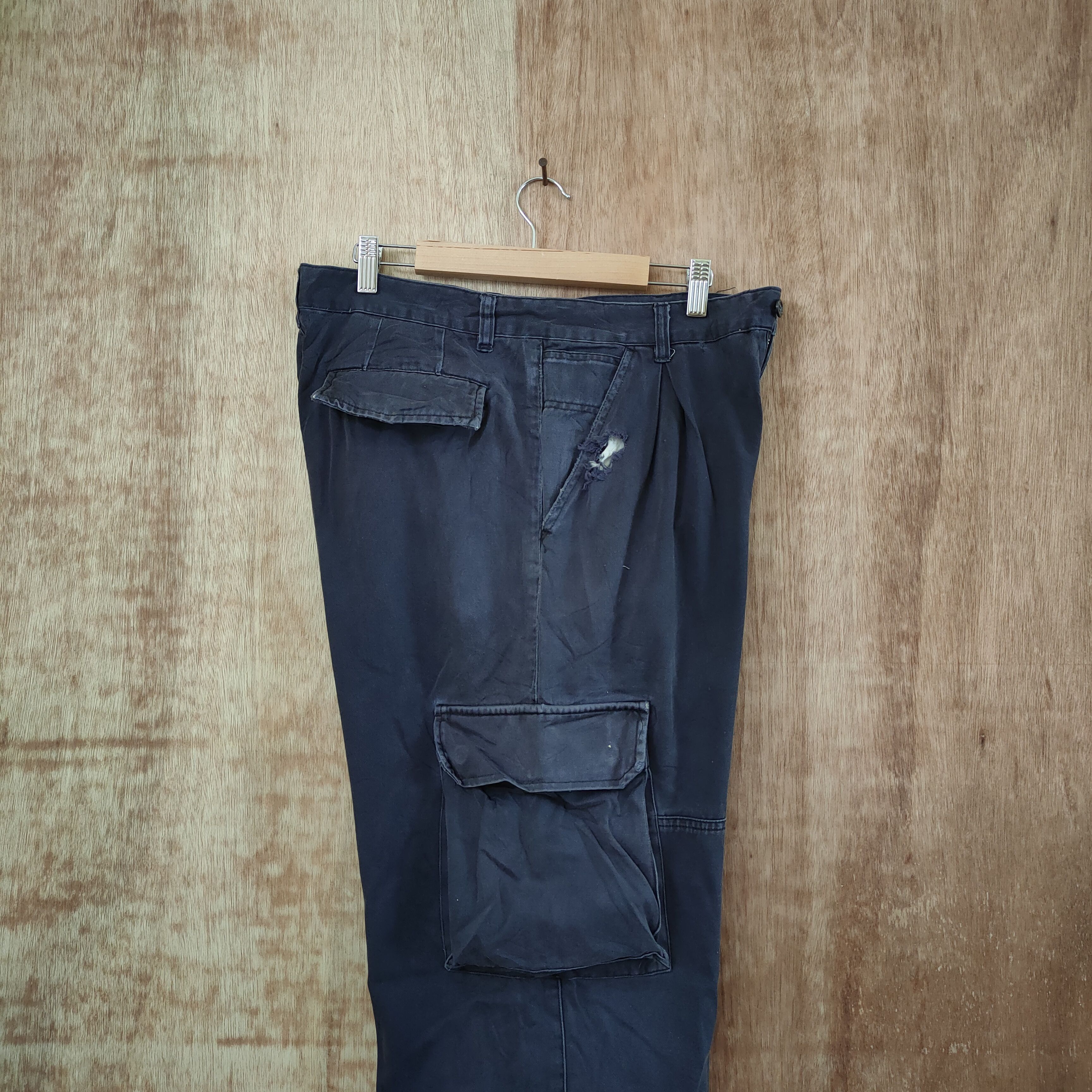 Japanese Brand W32 VINTAGE NAVY FADED CARGO PANTS Size US 32 / EU 48 - 11 Thumbnail