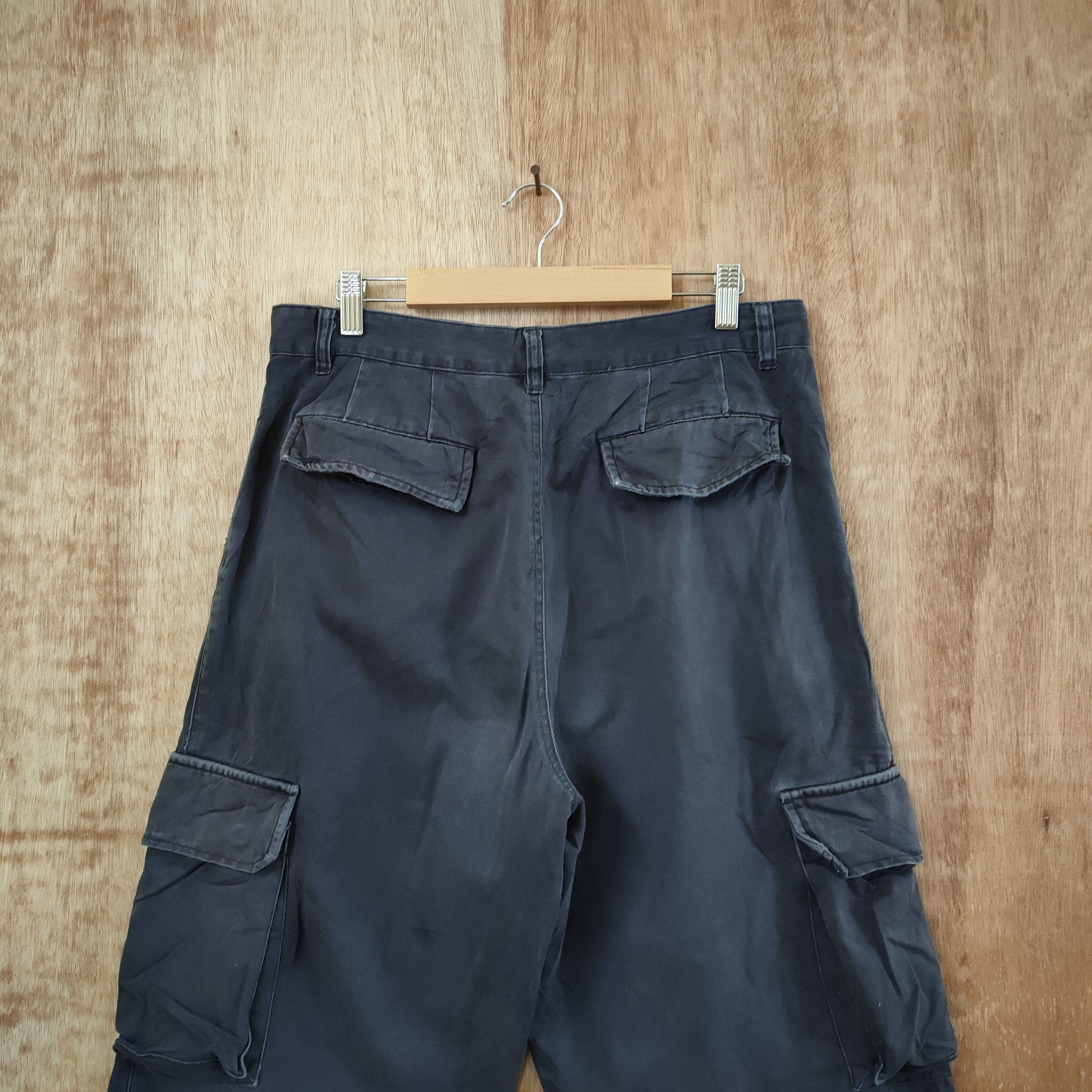 Japanese Brand W32 VINTAGE NAVY FADED CARGO PANTS Size US 32 / EU 48 - 6 Thumbnail
