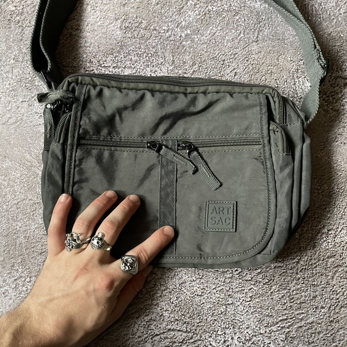 Vintage Vintage 90s Japanese Nylon Shoulder Bag Olive Green Swag OS Size ONE SIZE - 5 Thumbnail