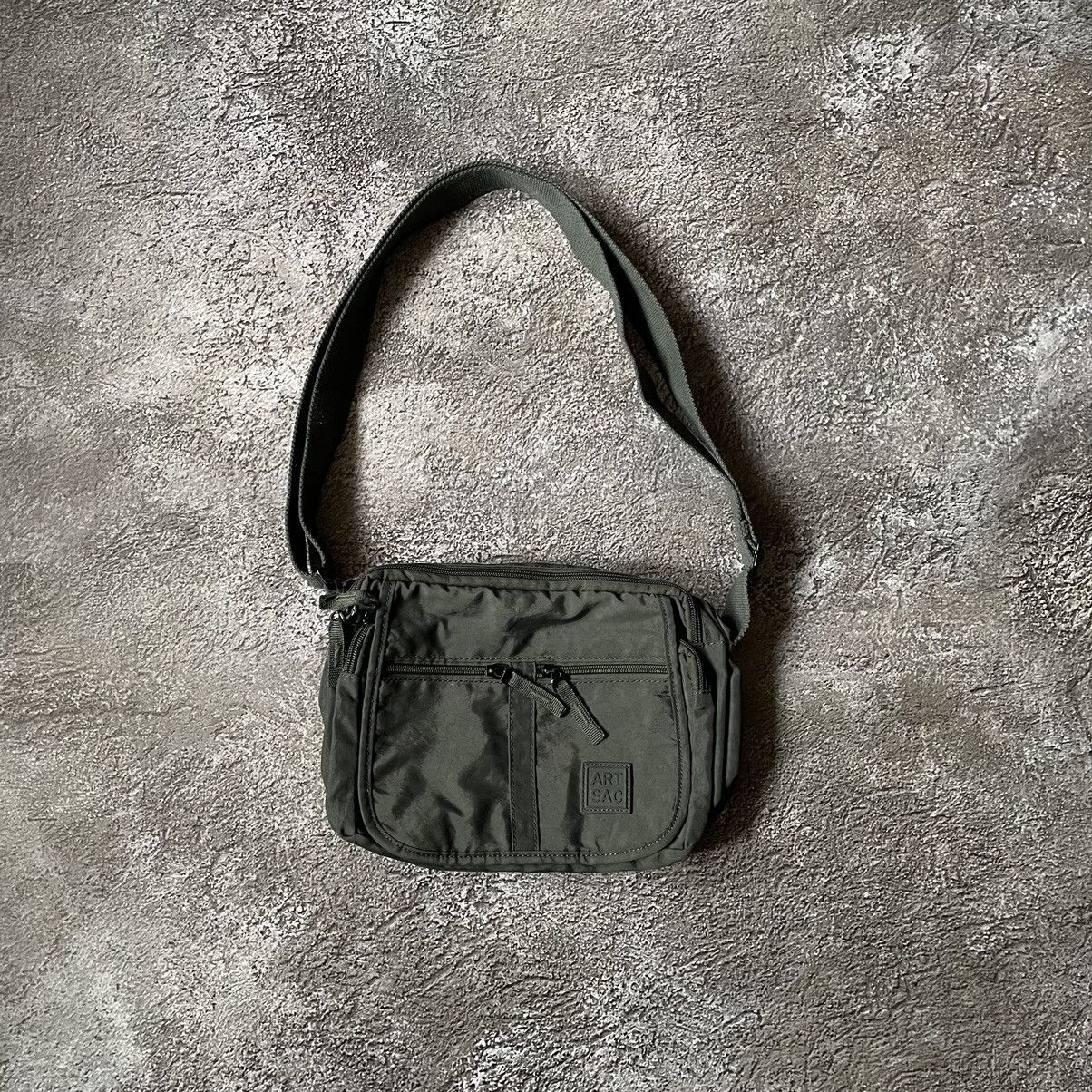 Vintage Vintage 90s Japanese Nylon Shoulder Bag Olive Green Swag OS Size ONE SIZE - 2 Thumbnail