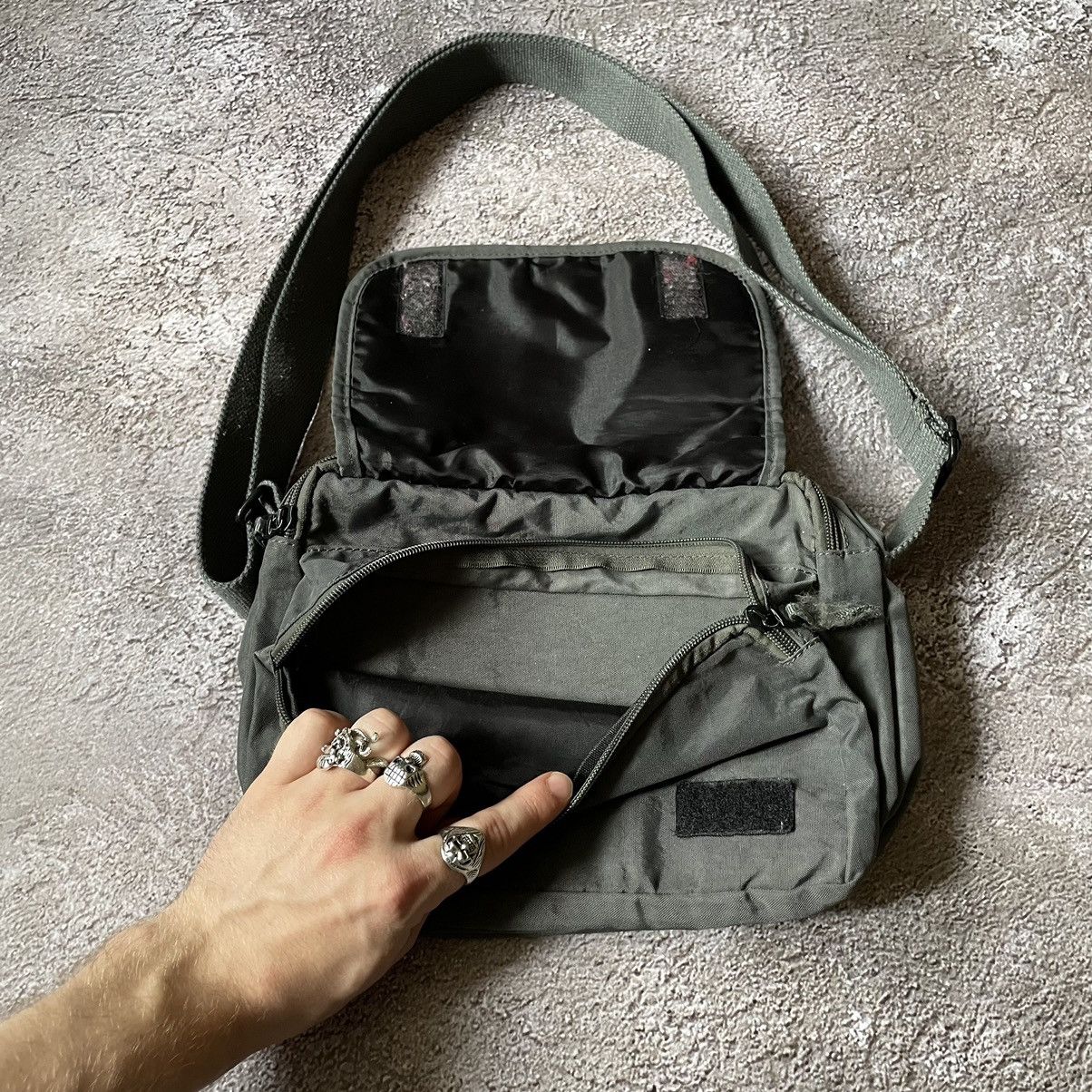 Vintage Vintage 90s Japanese Nylon Shoulder Bag Olive Green Swag OS Size ONE SIZE - 6 Thumbnail