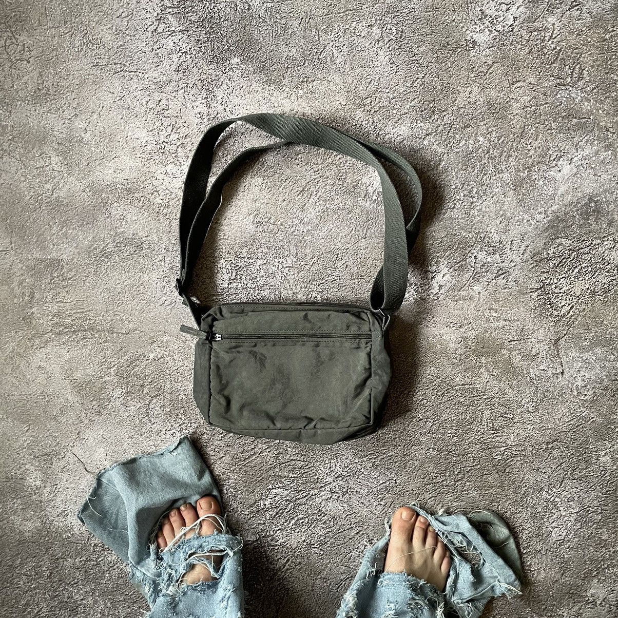 Vintage Vintage 90s Japanese Nylon Shoulder Bag Olive Green Swag OS Size ONE SIZE - 9 Thumbnail
