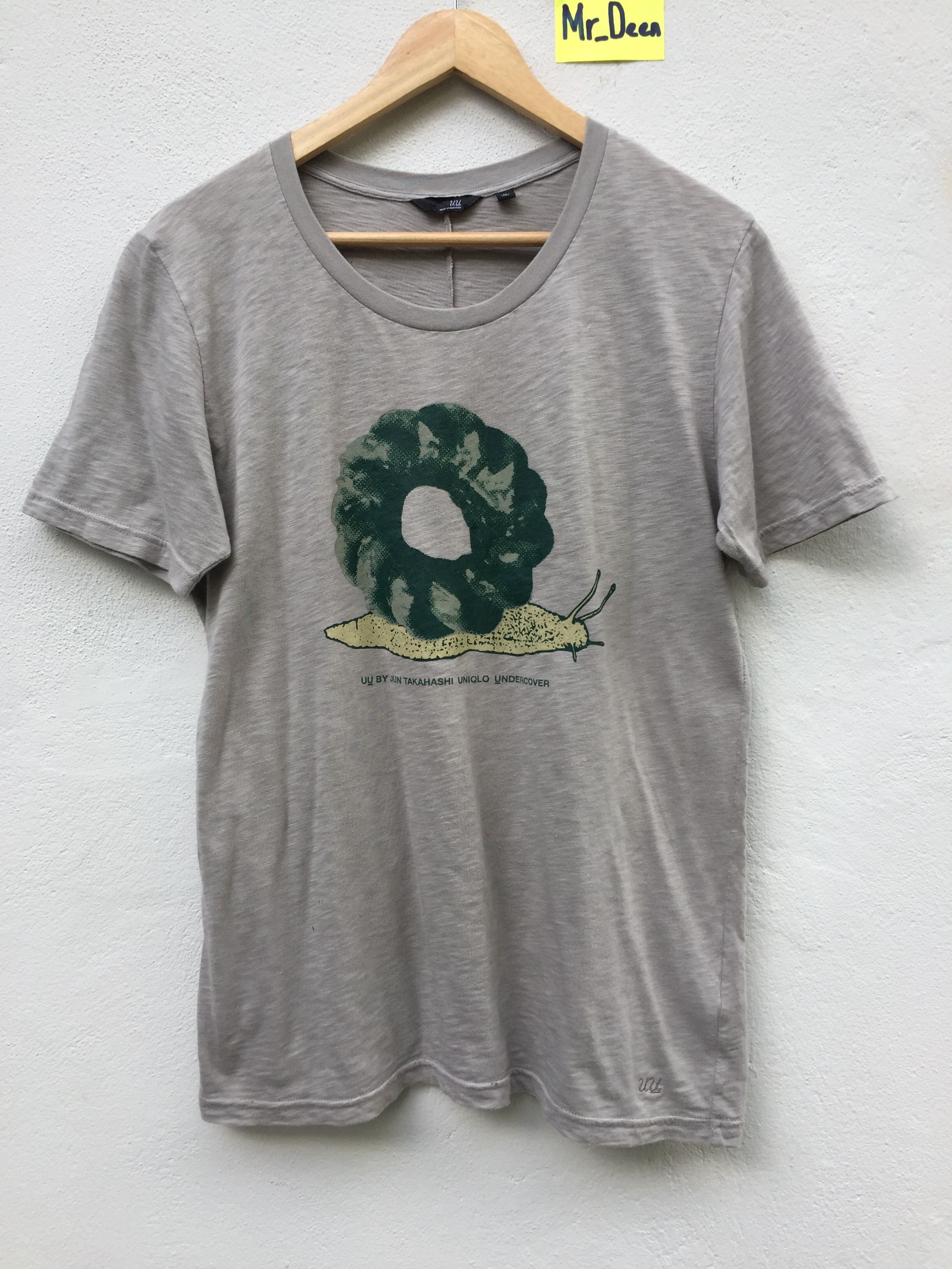 Jun Takahashi RARE Uniqlo x Undercover Snail Design T-shirt Size US M / EU 48-50 / 2 - 1 Thumbnail