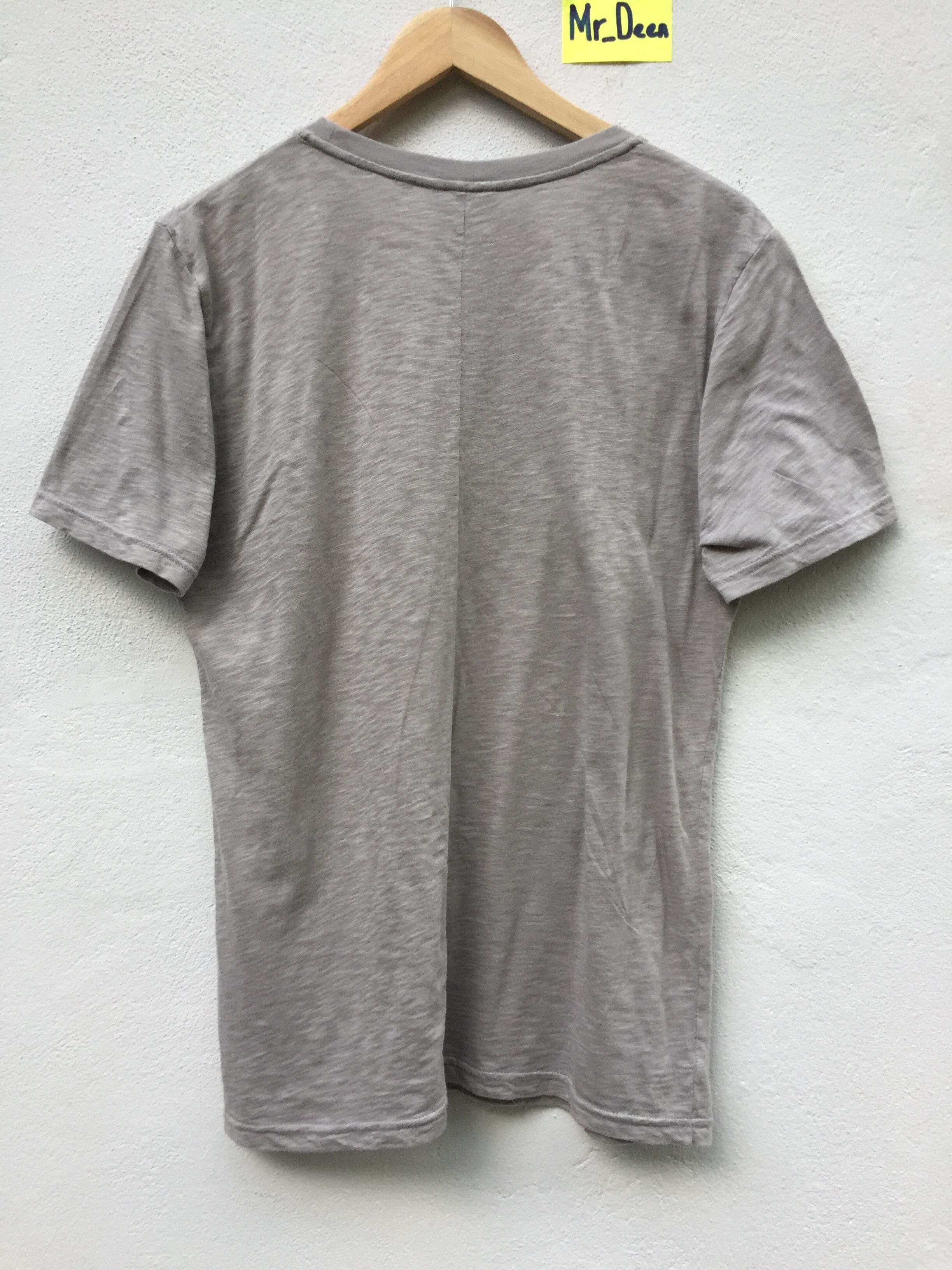 Jun Takahashi RARE Uniqlo x Undercover Snail Design T-shirt Size US M / EU 48-50 / 2 - 9 Thumbnail