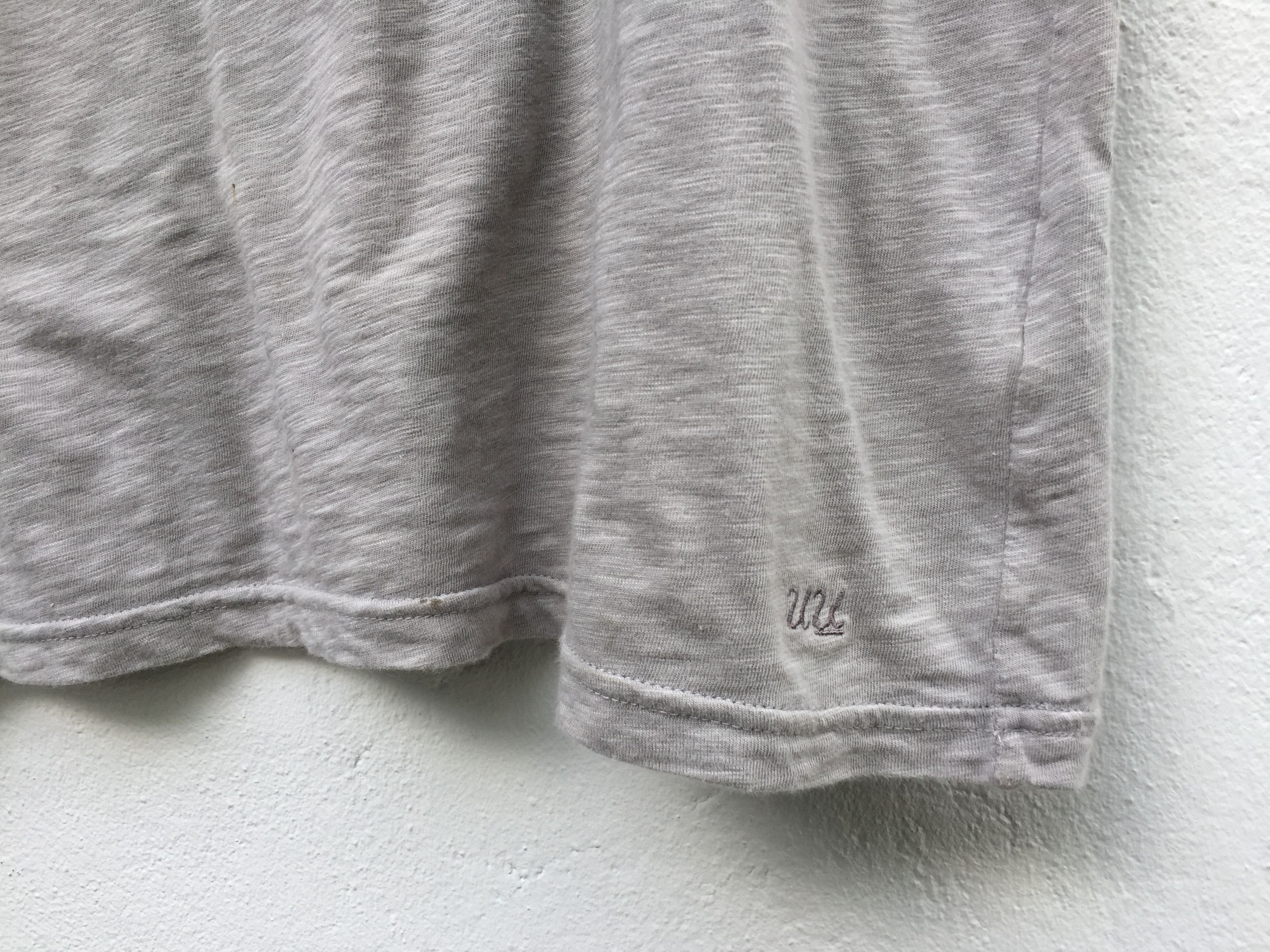 Jun Takahashi RARE Uniqlo x Undercover Snail Design T-shirt Size US M / EU 48-50 / 2 - 7 Thumbnail