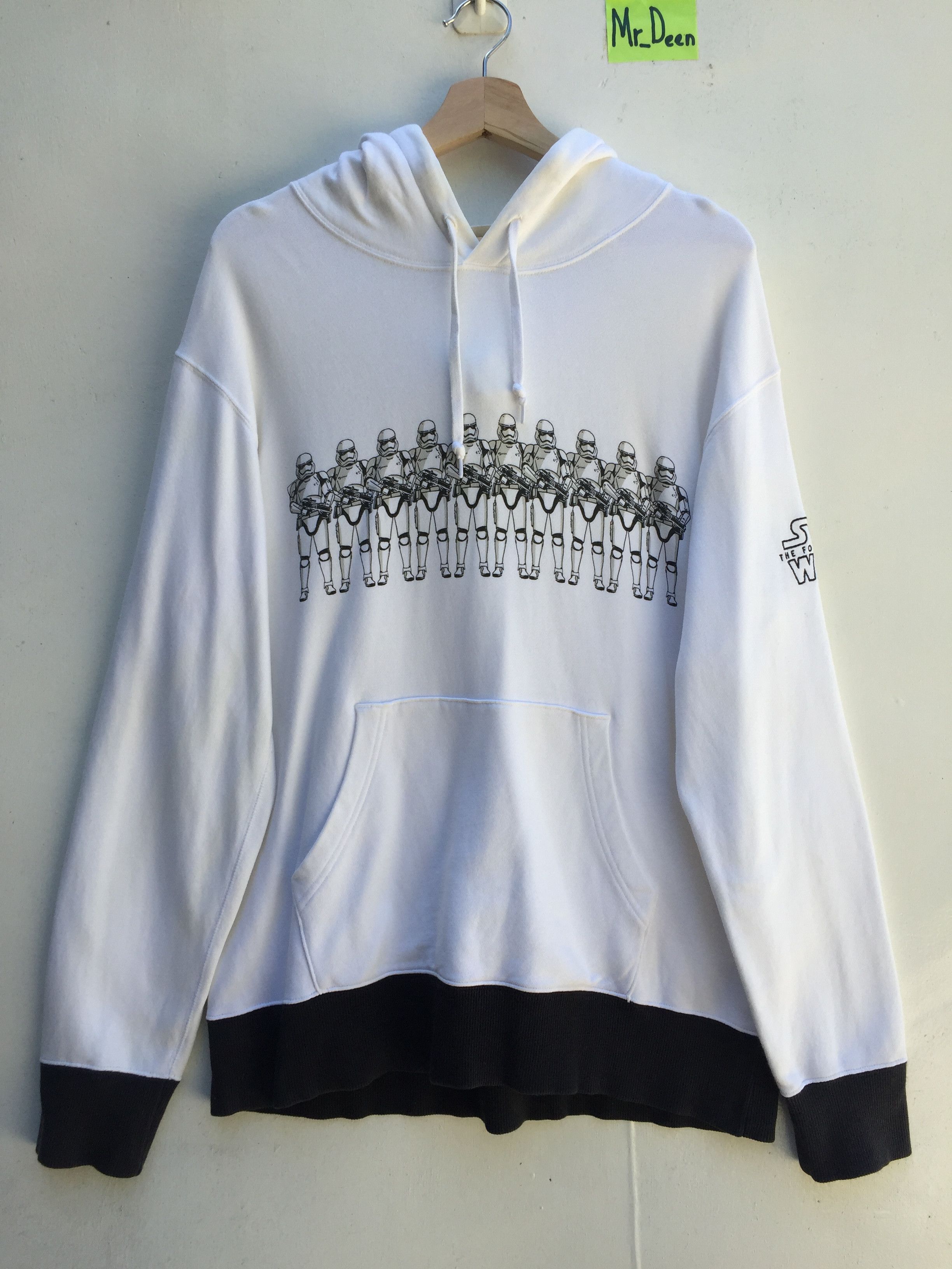 Star Wars RARE UNIQLO X STARWARS WHITE HOODIE The Force Awakens Size US XL / EU 56 / 4 - 1 Thumbnail