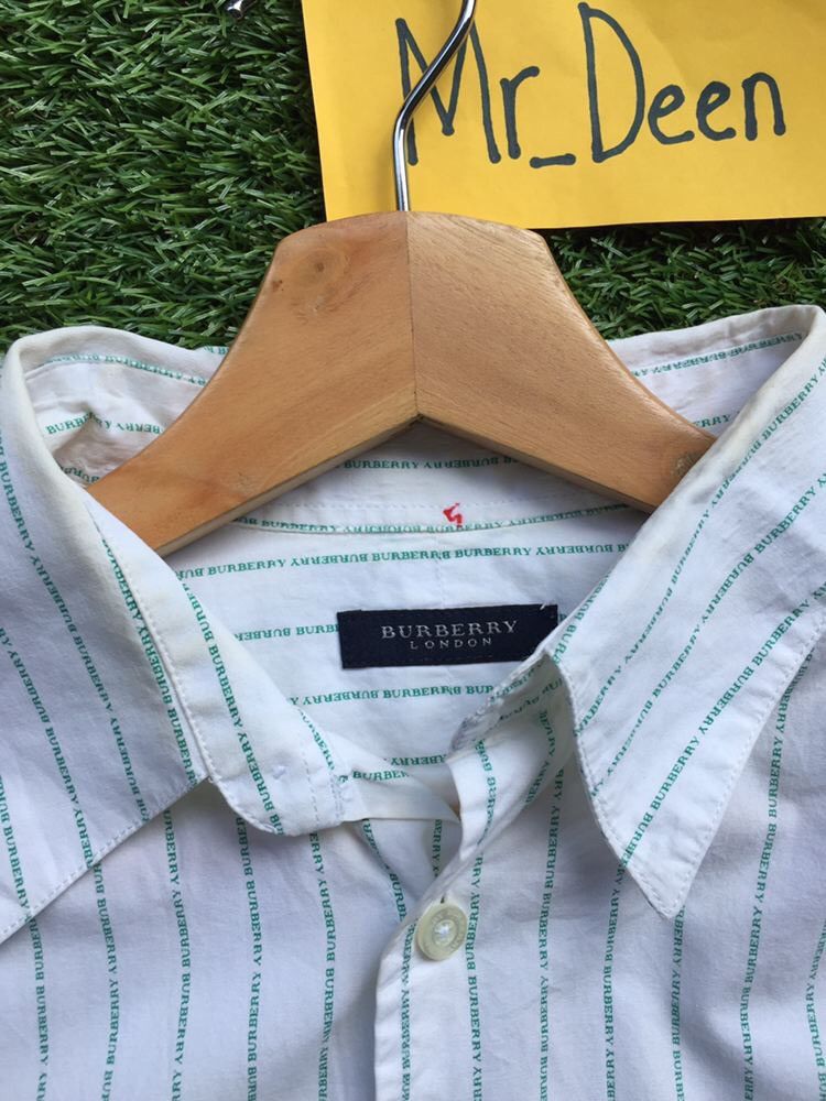 Burberry Vintage Burberry Small Spellout All Over Shirt Size US L / EU 52-54 / 3 - 8 Thumbnail