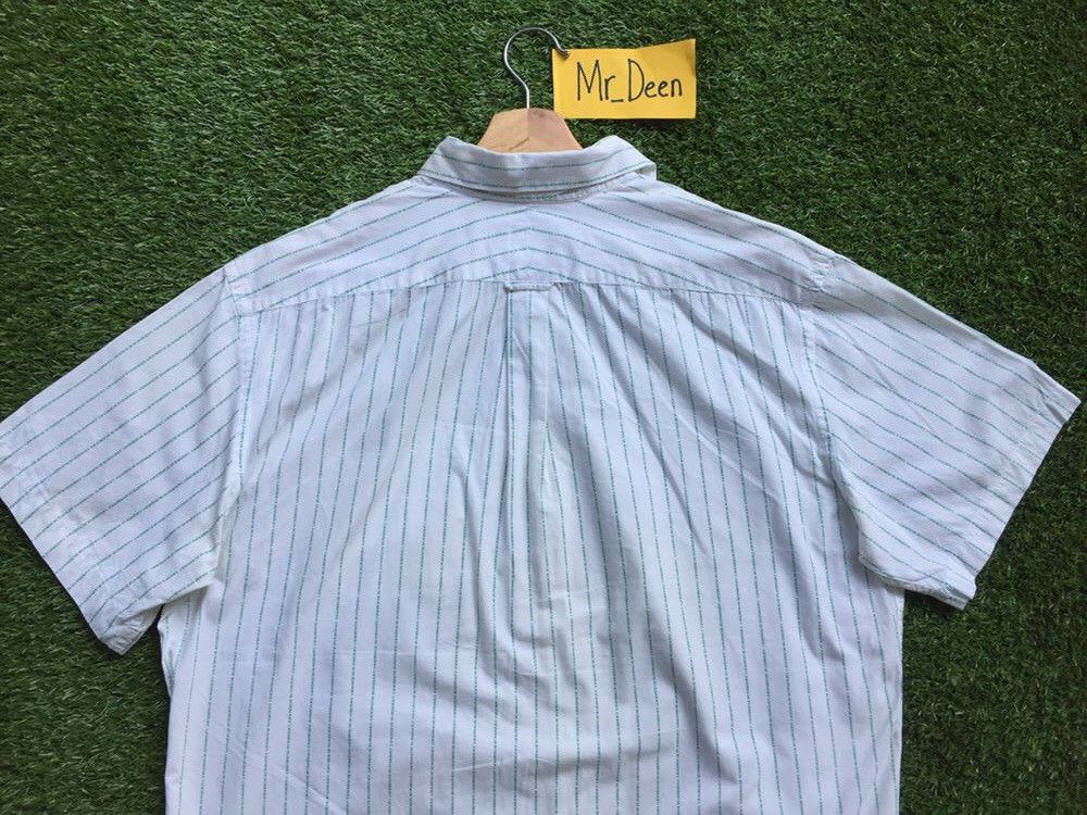 Burberry Vintage Burberry Small Spellout All Over Shirt Size US L / EU 52-54 / 3 - 18 Thumbnail
