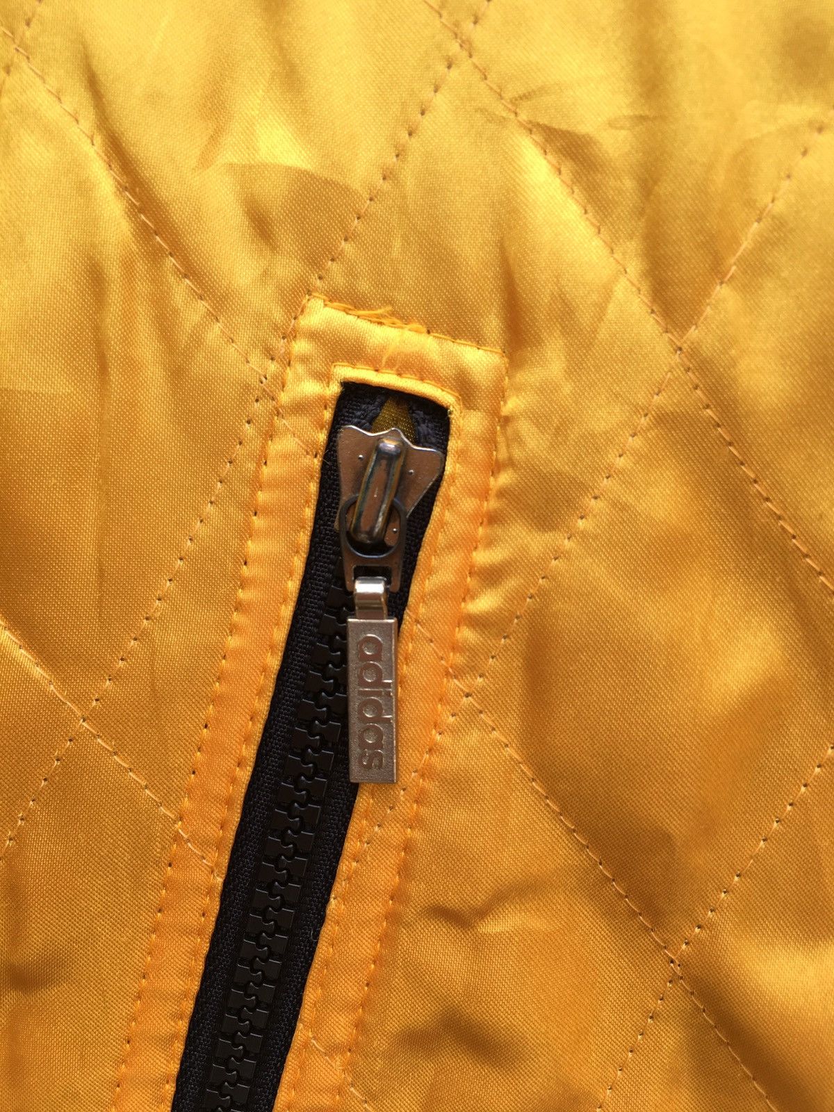Adidas Vintage Adidas Reversible Vest Big Logo Sleeveless Jacket Size US L / EU 52-54 / 3 - 10 Thumbnail
