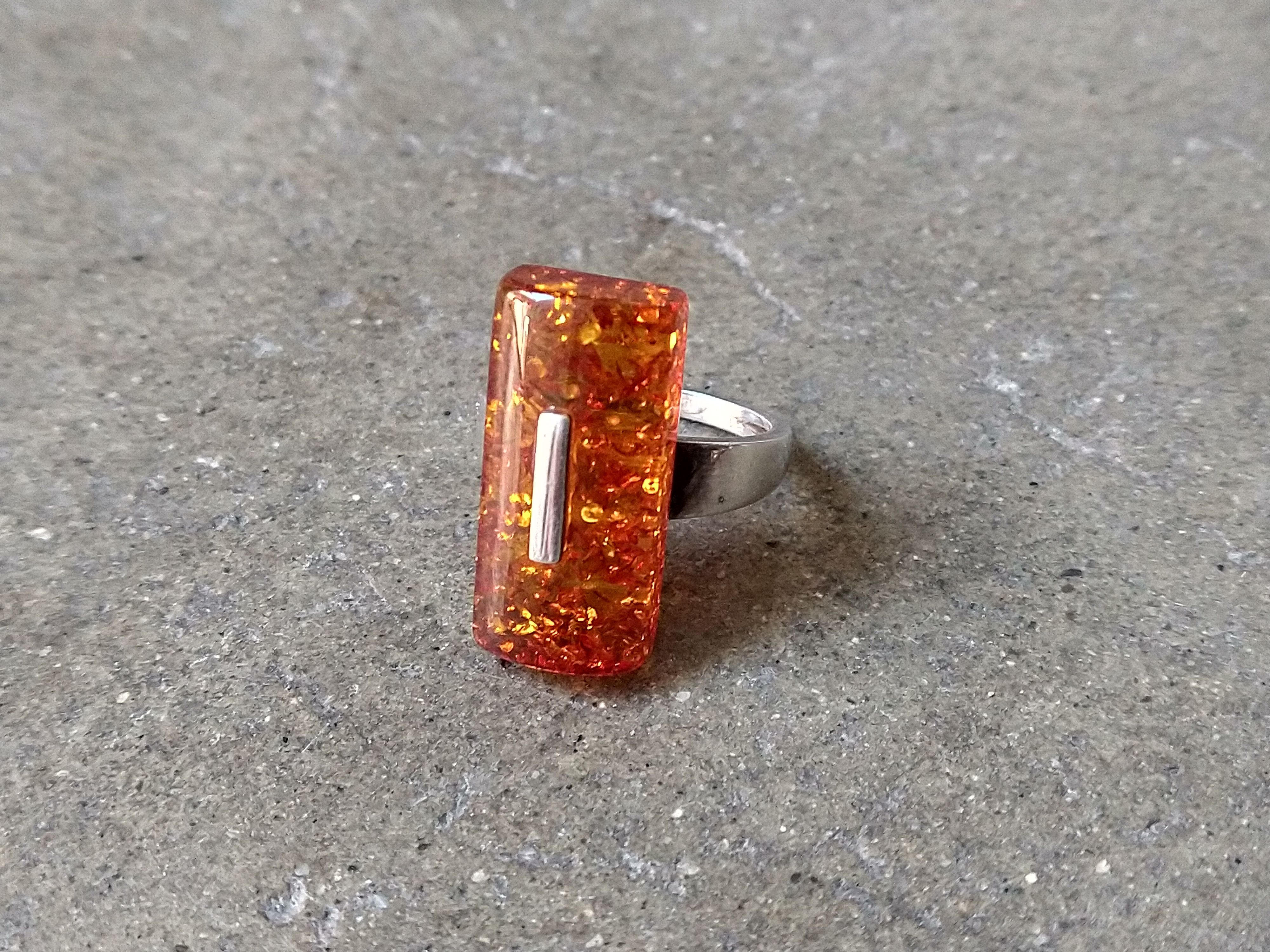 Other Sterling Silver Ring Size 9.5 Orange Amber Modern 5g Size ONE SIZE - 1 Thumbnail