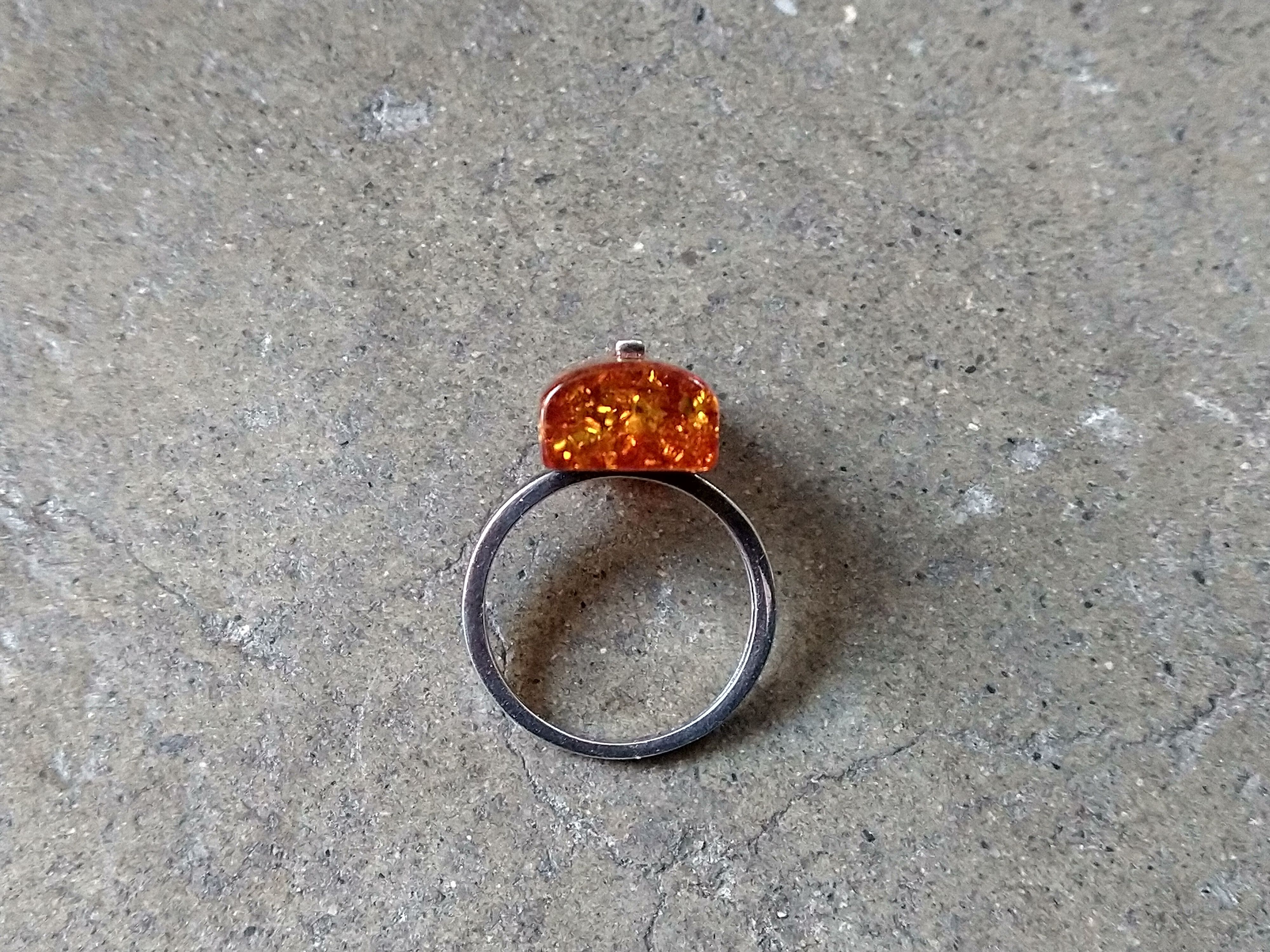 Other Sterling Silver Ring Size 9.5 Orange Amber Modern 5g Size ONE SIZE - 10 Thumbnail