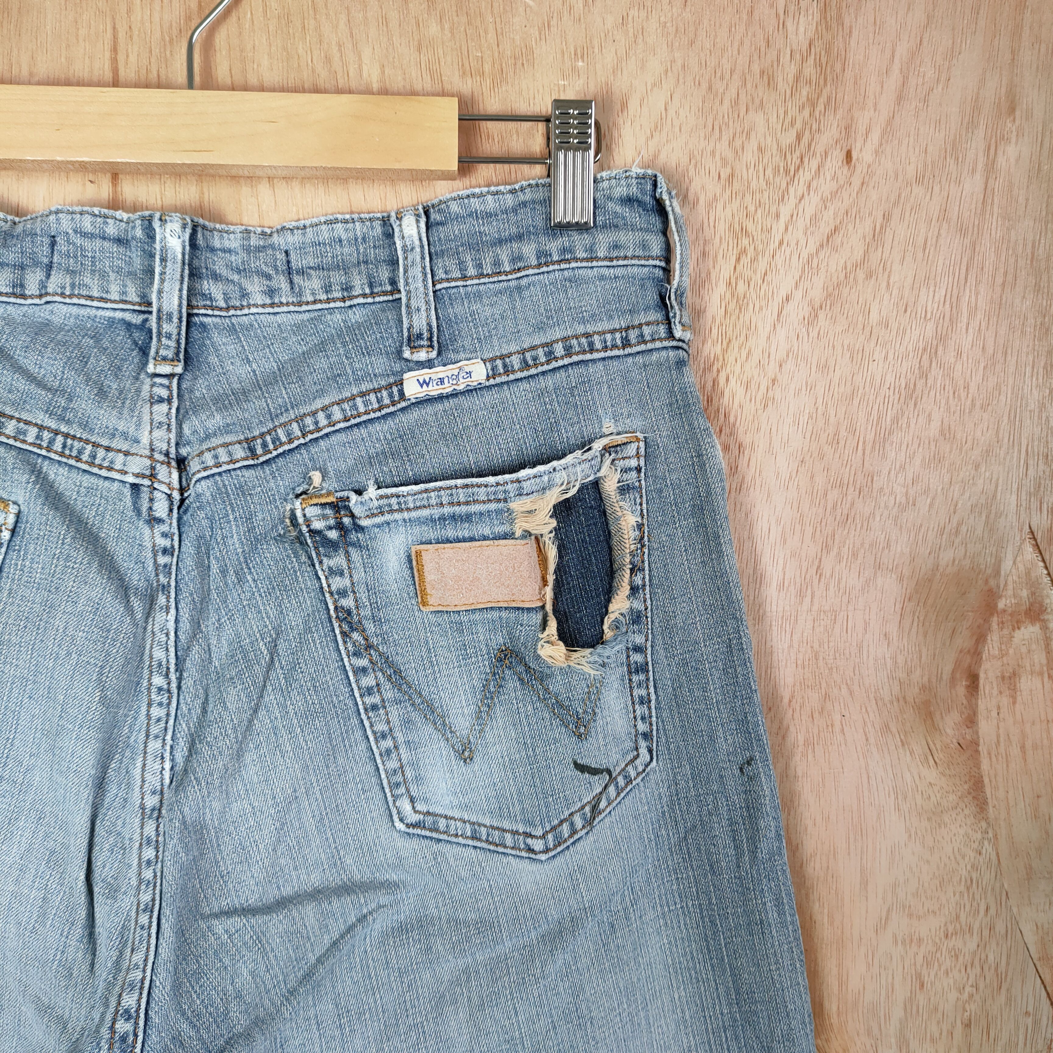 Vintage × Wrangler WRANGLER DENIM JEANS LIGHT BLUE PANTS Size US 31 - 11 Thumbnail