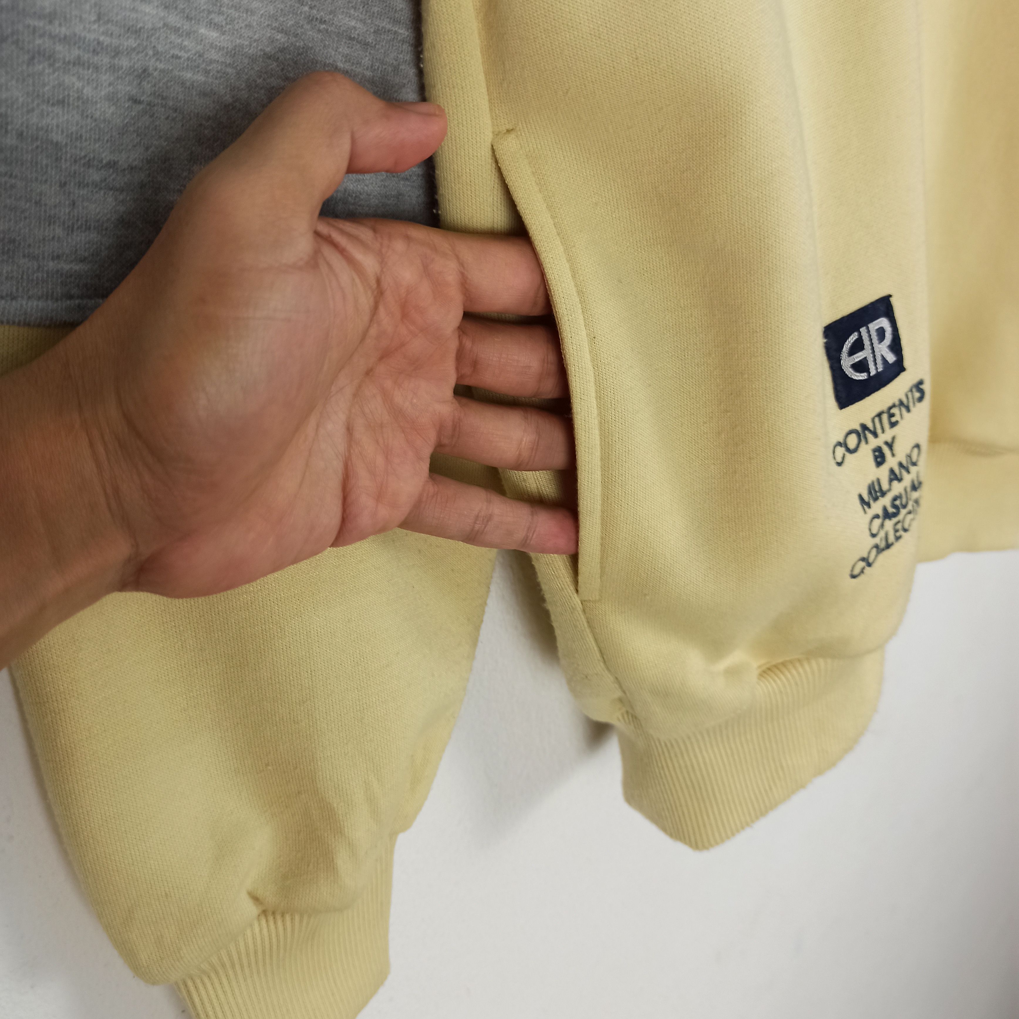 Japanese Brand Vintage Hiromi Rossi Milano Sweatshirt Big Logo Size US XL / EU 56 / 4 - 7 Thumbnail