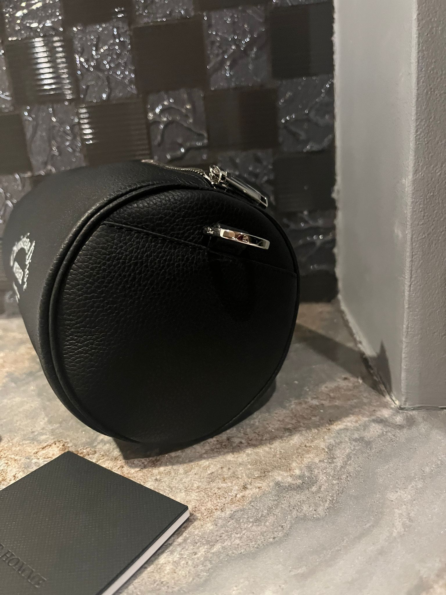 Dior Atelier Logo Roller Bag in Black Size ONE SIZE - 7 Thumbnail