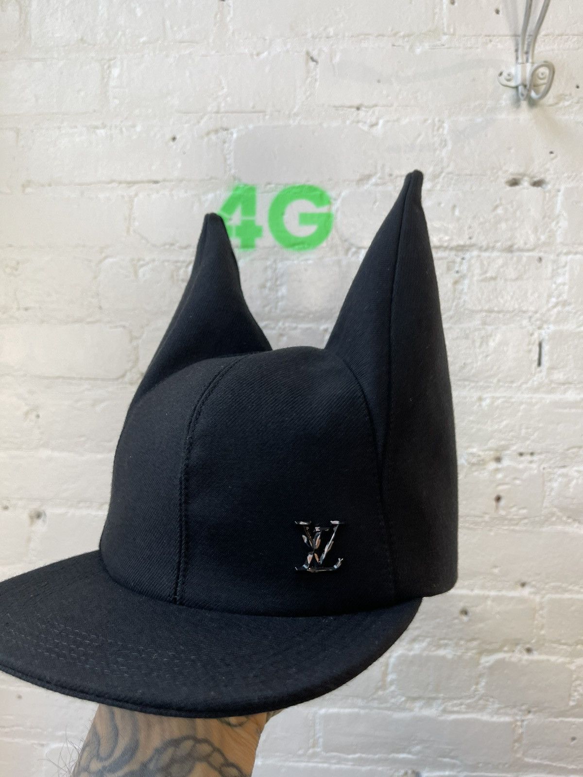 Louis Vuitton × Virgil Abloh Louis Vuitton NEW Virgil Batman Pointed Ears Hat Size ONE SIZE - 4 Thumbnail