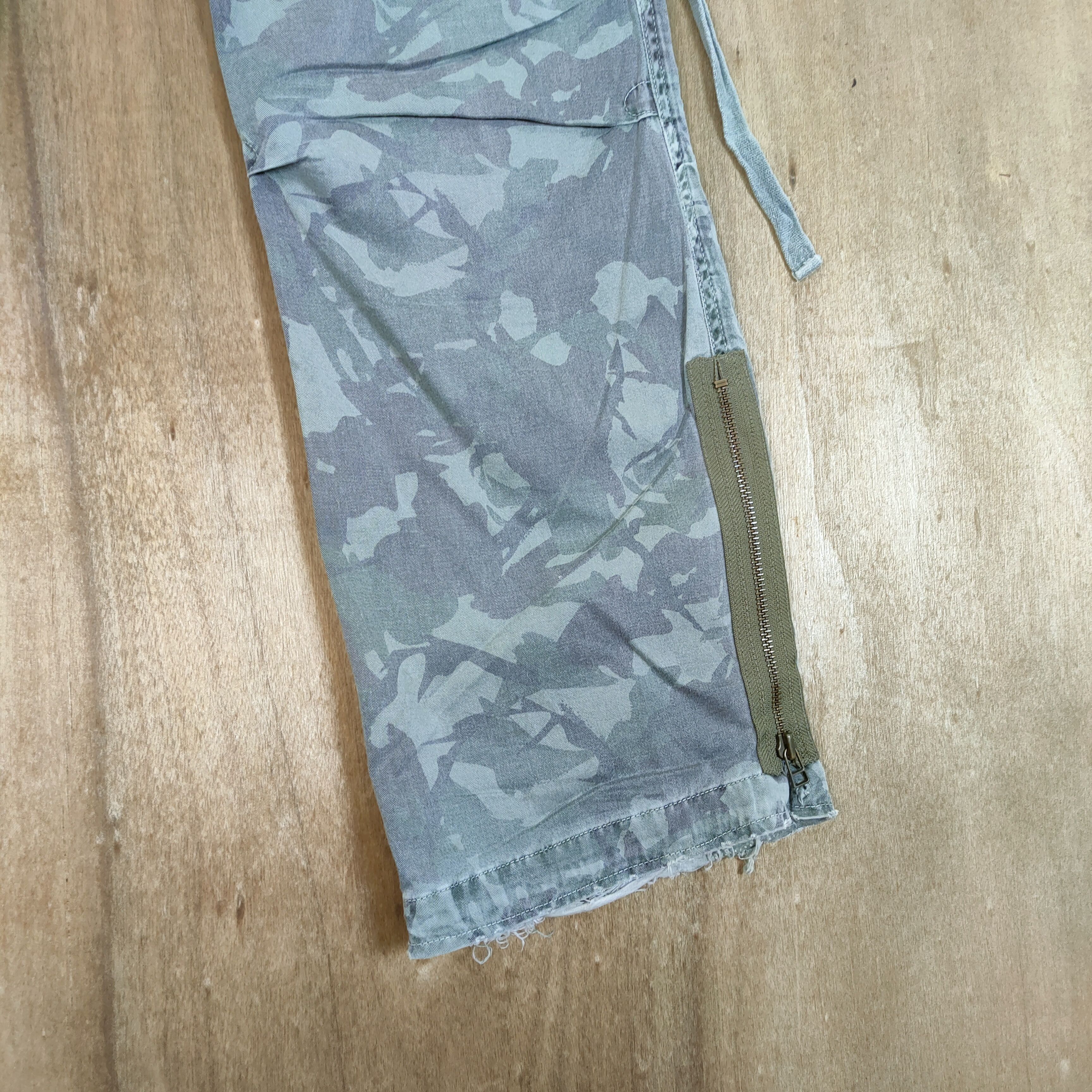 Japanese Brand VINTAGE MANGROVE FADED CAMO CARGO PANTS Size US 34 / EU 50 - 9 Thumbnail