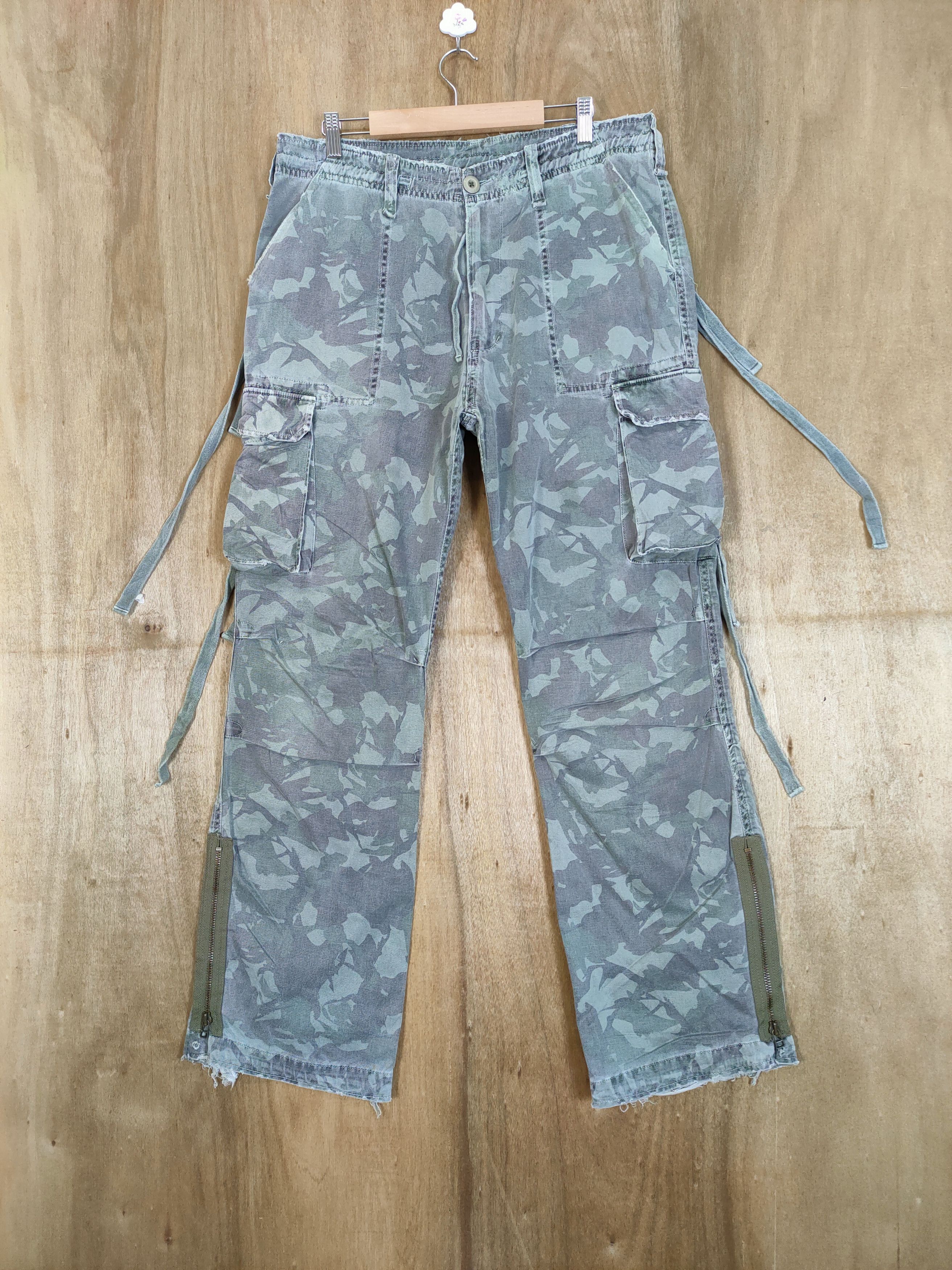 Japanese Brand VINTAGE MANGROVE FADED CAMO CARGO PANTS Size US 34 / EU 50 - 3 Thumbnail