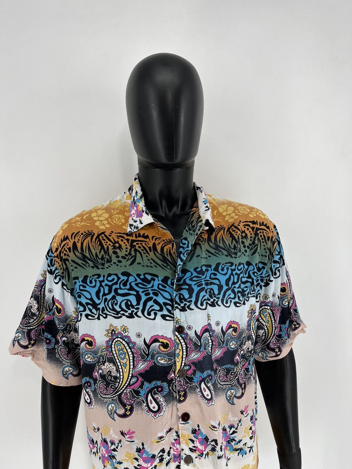 Vintage Vintage Y2K STREETWEAR Art Streetwear Hawaiian Travis Scott Size US XL / EU 56 / 4 - 4 Thumbnail