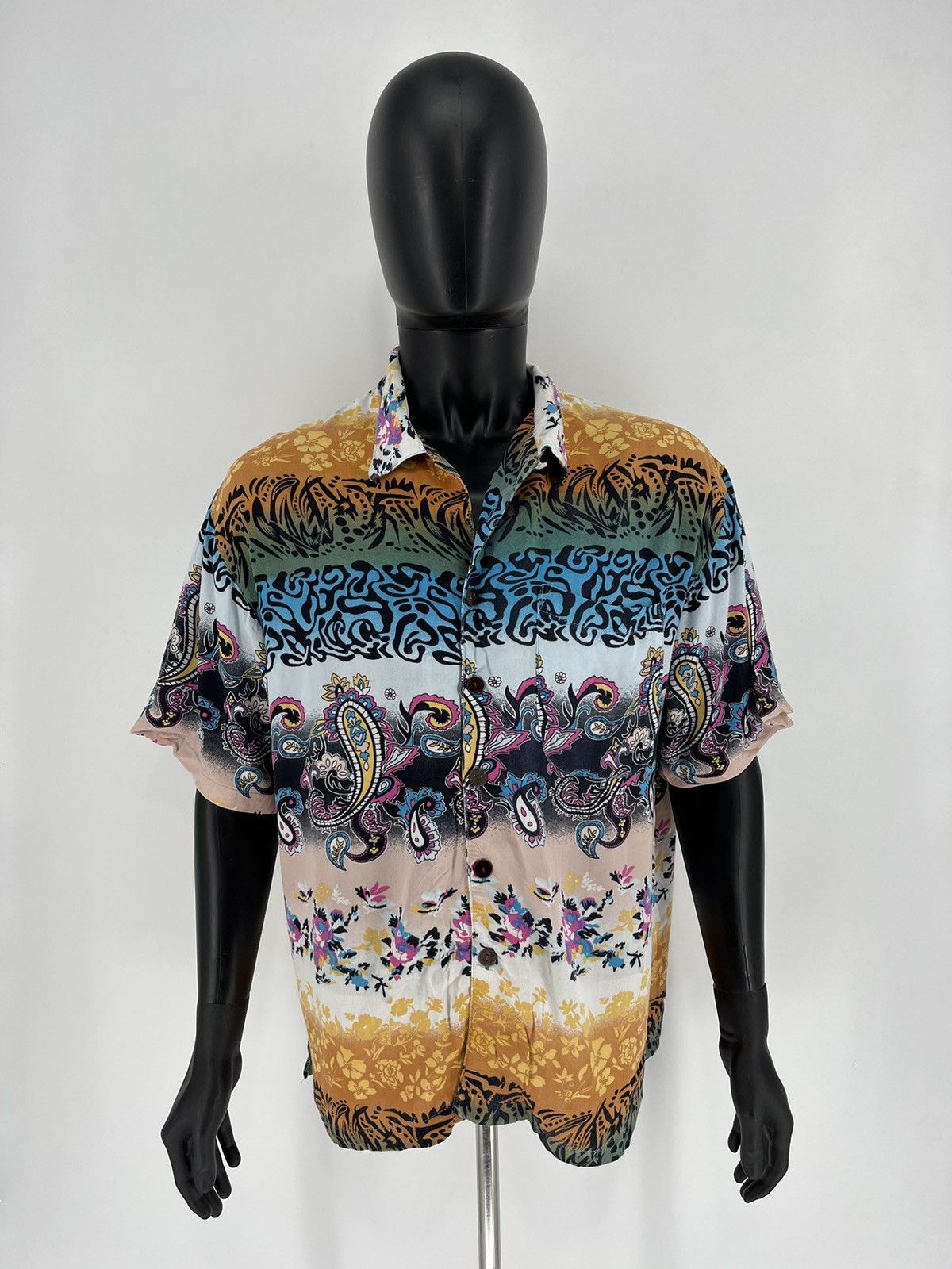 Vintage Vintage Y2K STREETWEAR Art Streetwear Hawaiian Travis Scott Size US XL / EU 56 / 4 - 2 Thumbnail