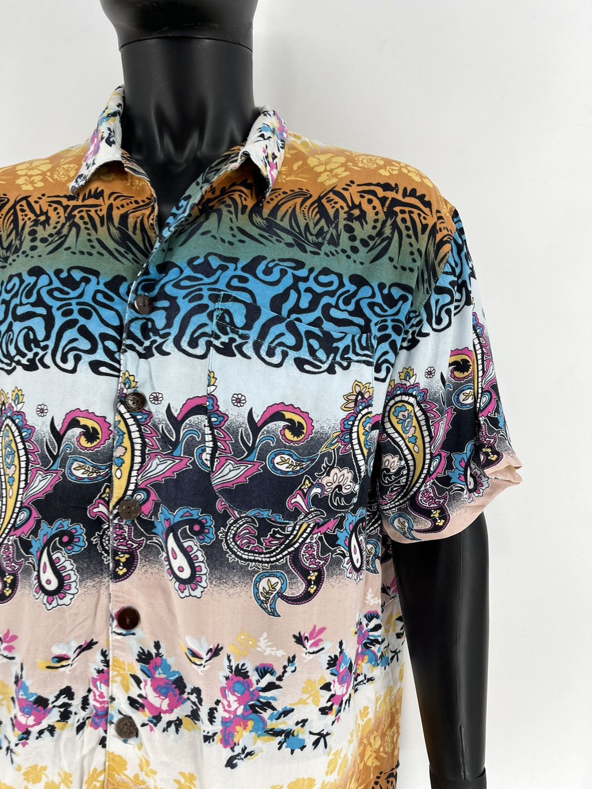 Vintage Vintage Y2K STREETWEAR Art Streetwear Hawaiian Travis Scott Size US XL / EU 56 / 4 - 9 Thumbnail