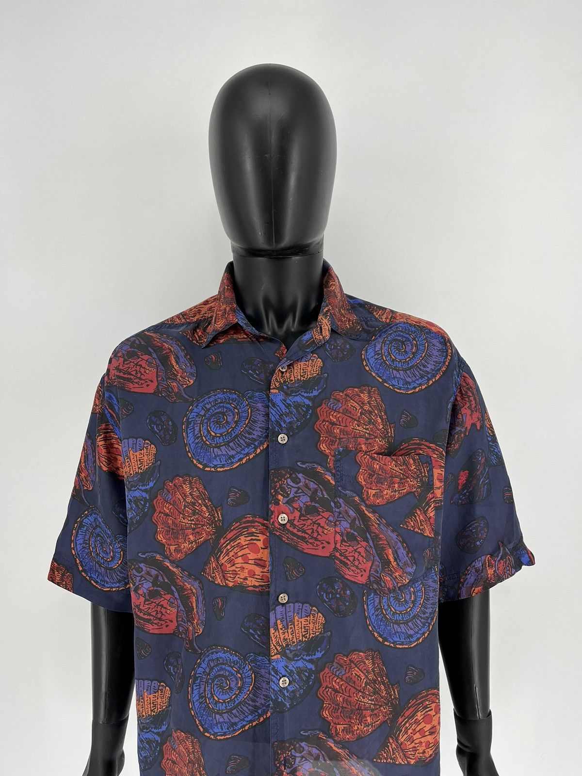 Vintage Vintage Y2K 100% silk Art Streetwear Hawaiian Travis Scott Size US M / EU 48-50 / 2 - 1 Thumbnail