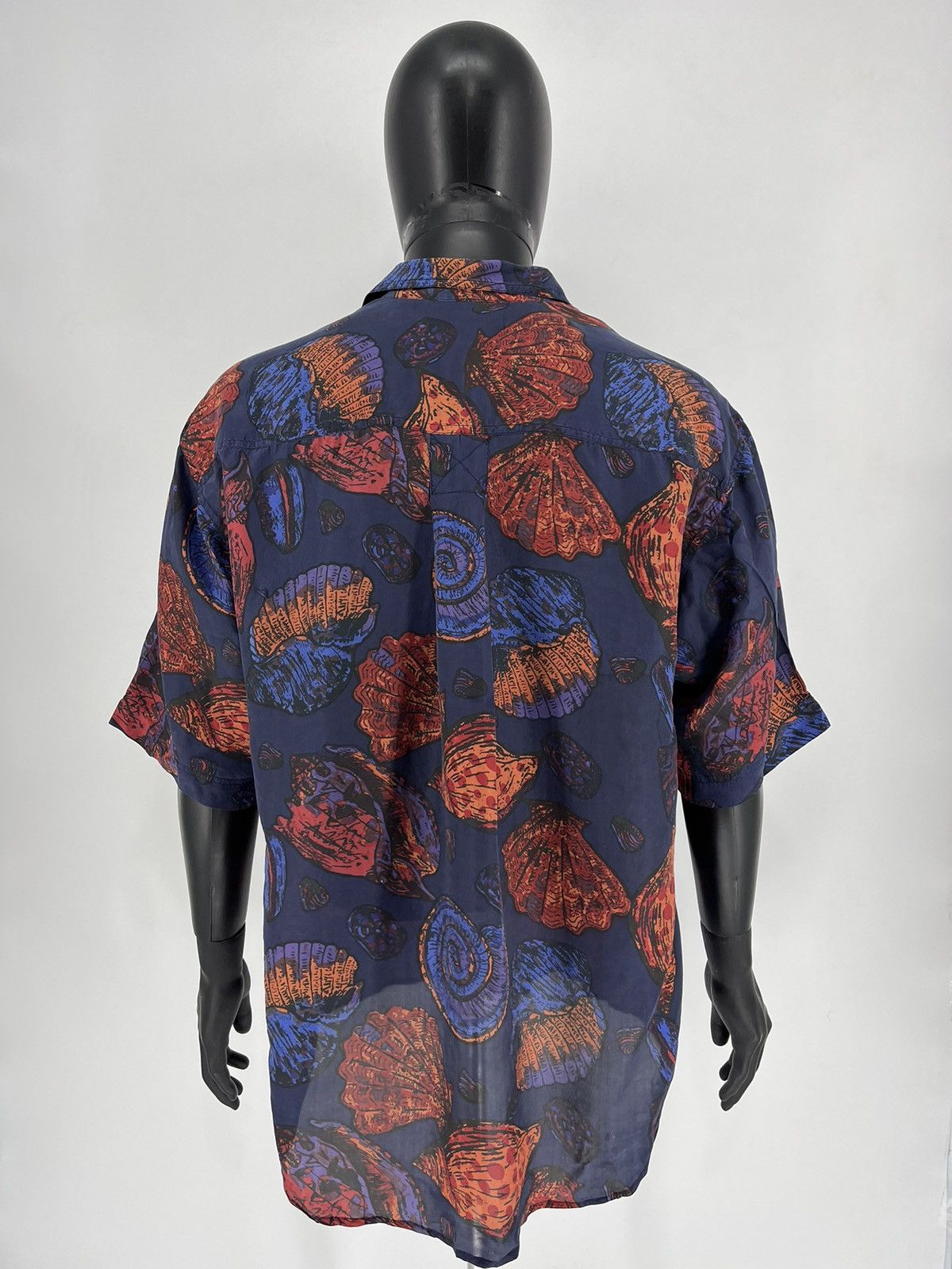Vintage Vintage Y2K 100% silk Art Streetwear Hawaiian Travis Scott Size US M / EU 48-50 / 2 - 7 Thumbnail