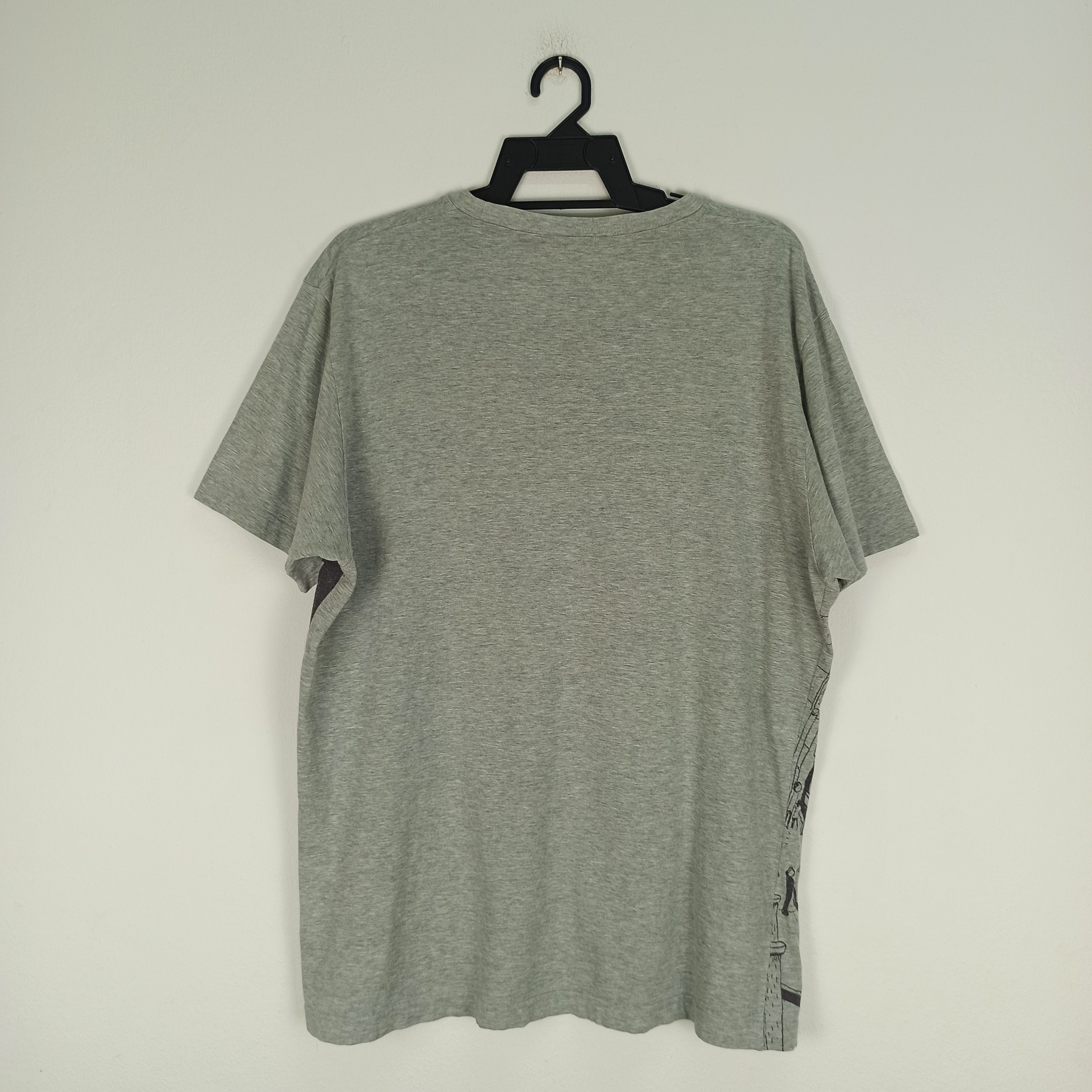 Japanese Brand × Uniqlo Vintage Taiyo Matsumoto Designer Manga Artis tee Anime Size US XL / EU 56 / 4 - 5 Thumbnail