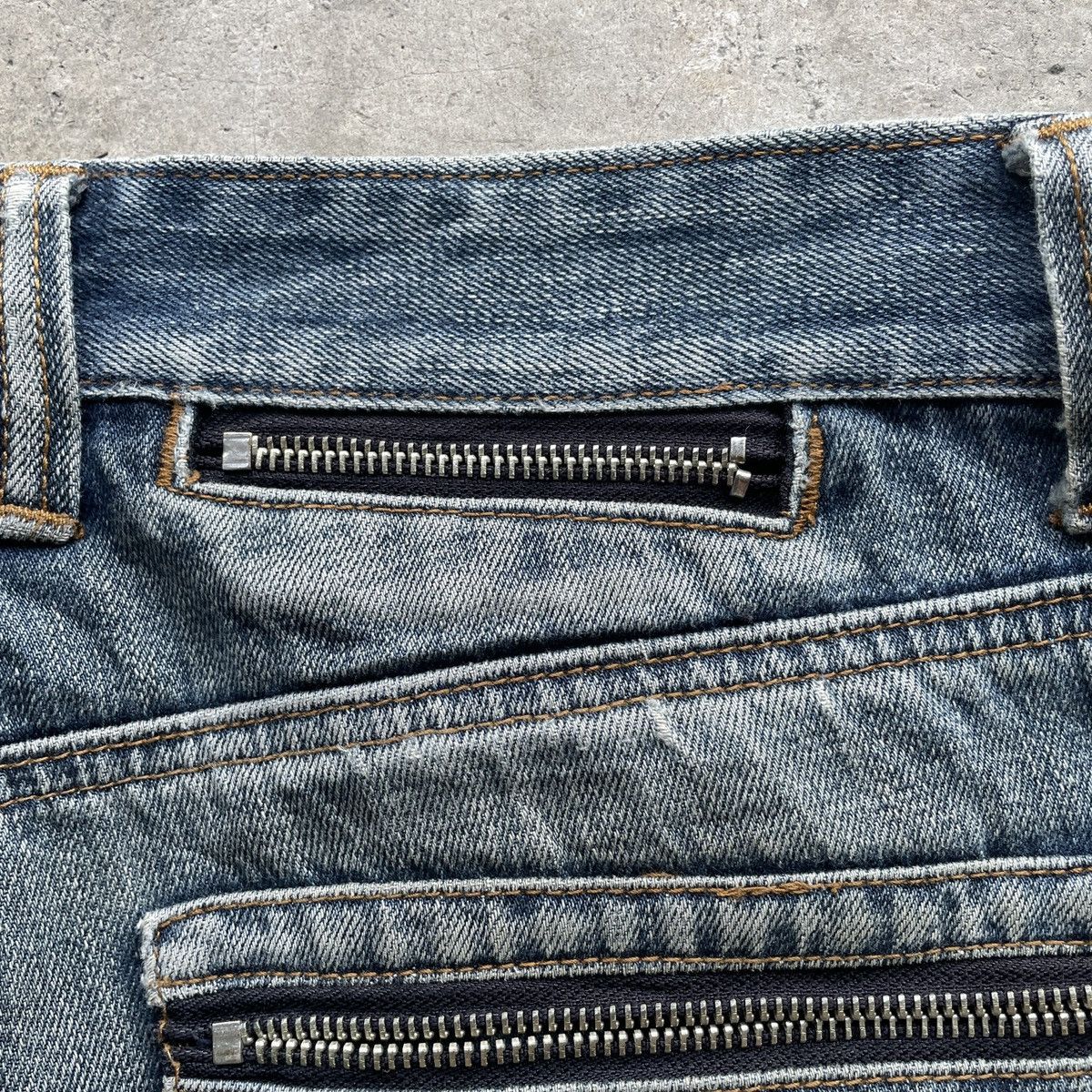 Japanese Brand Vintage Bondage Style Faded MultiZip Denim Jeans Pants RARE Size US 32 / EU 48 - 14 Thumbnail