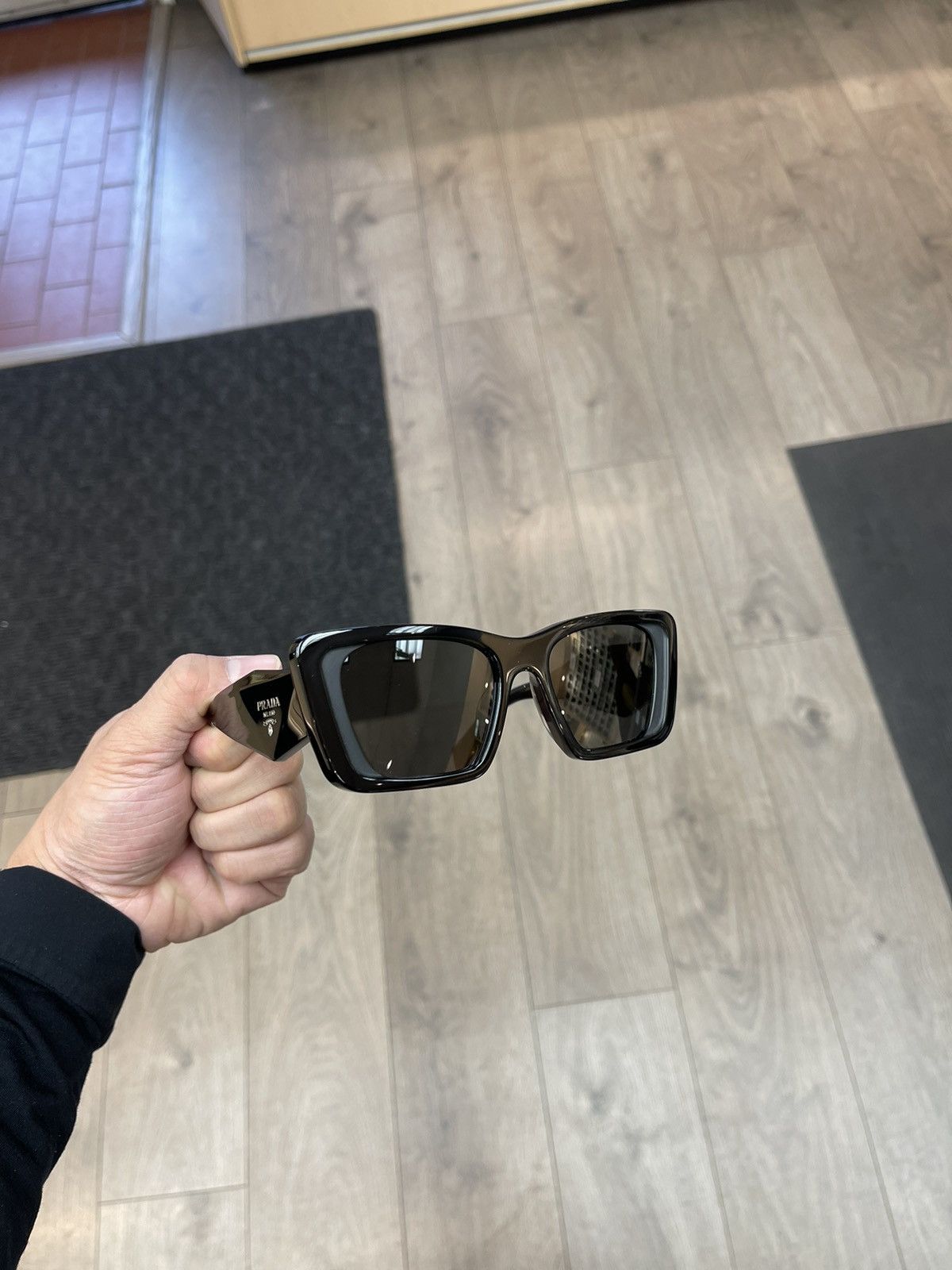 Prada × Vintage NEW Prada Sunglasses Rectangular Pete Davidson Kardashian Size ONE SIZE - 3 Thumbnail