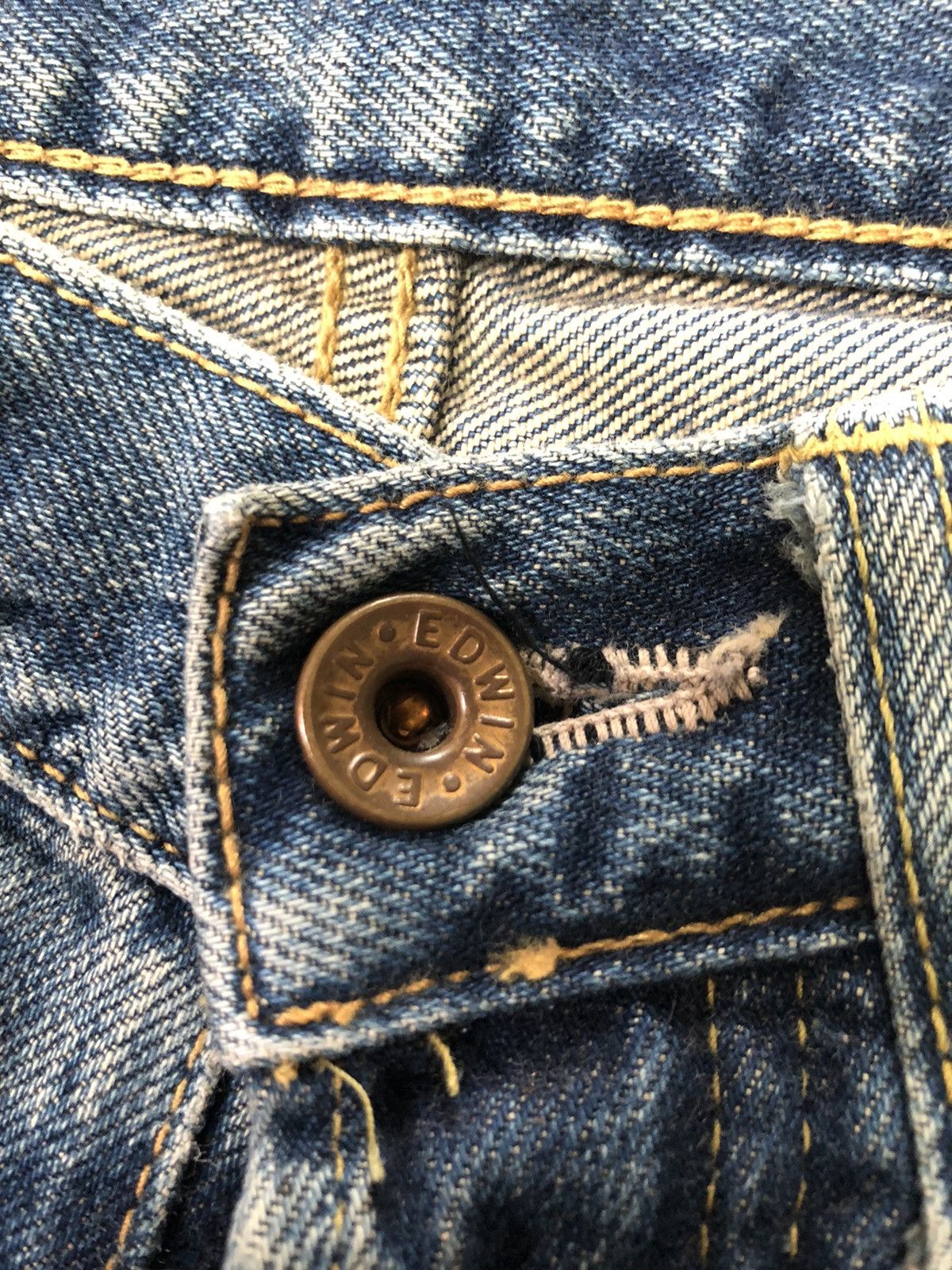 Edwin × Vintage VINTAGE SELVEDGE EDWIN BLUE WASH DISTRESSED DENIM Size US 29 - 5 Thumbnail