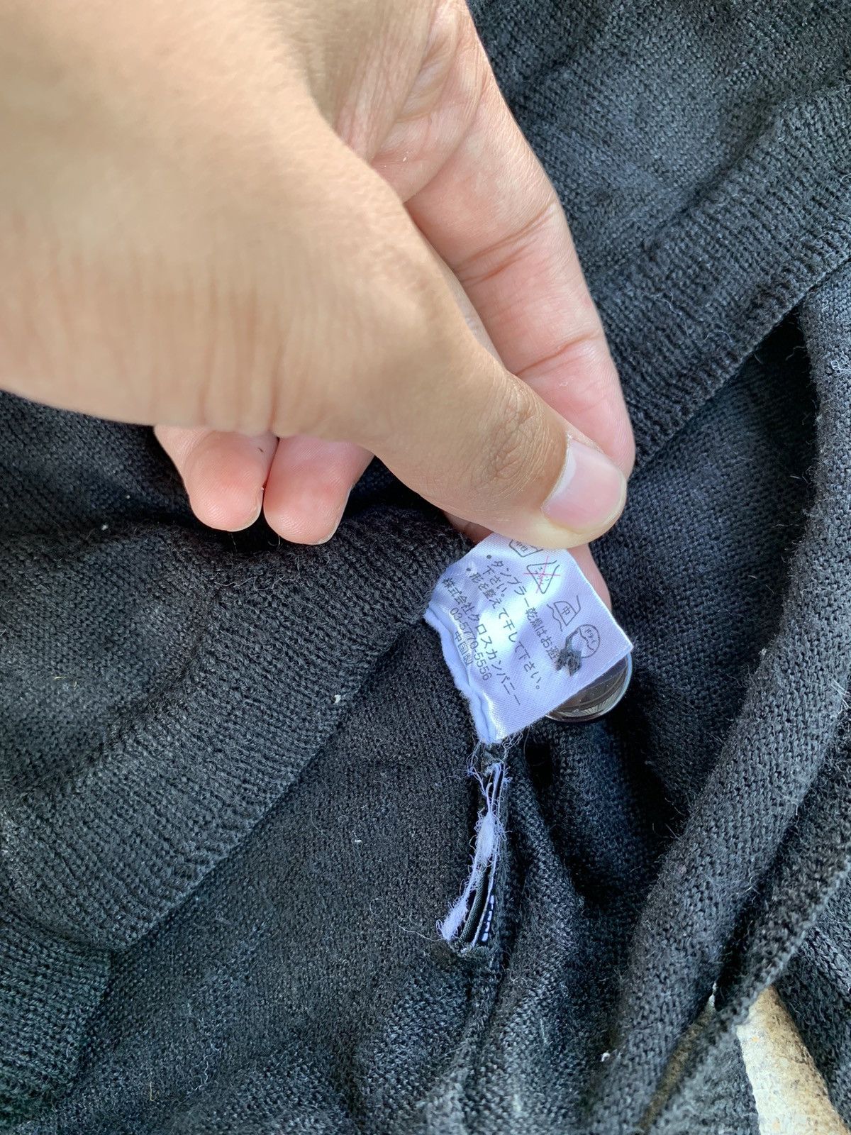 Japanese Brand Ehyphen World Gallery Hybrid Destroyed bondage Cardigan Size US M / EU 48-50 / 2 - 3 Thumbnail