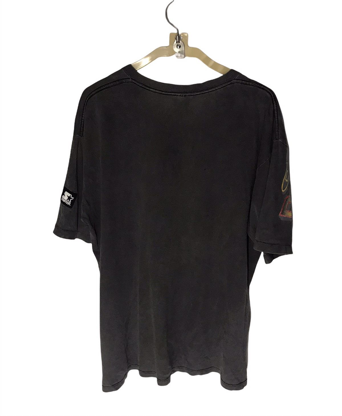 NHL × Starter × Vintage 🔥RARE🔥Vintage Chicago Blackhawk 1993 tshirt by starter Size US L / EU 52-54 / 3 - 4 Thumbnail