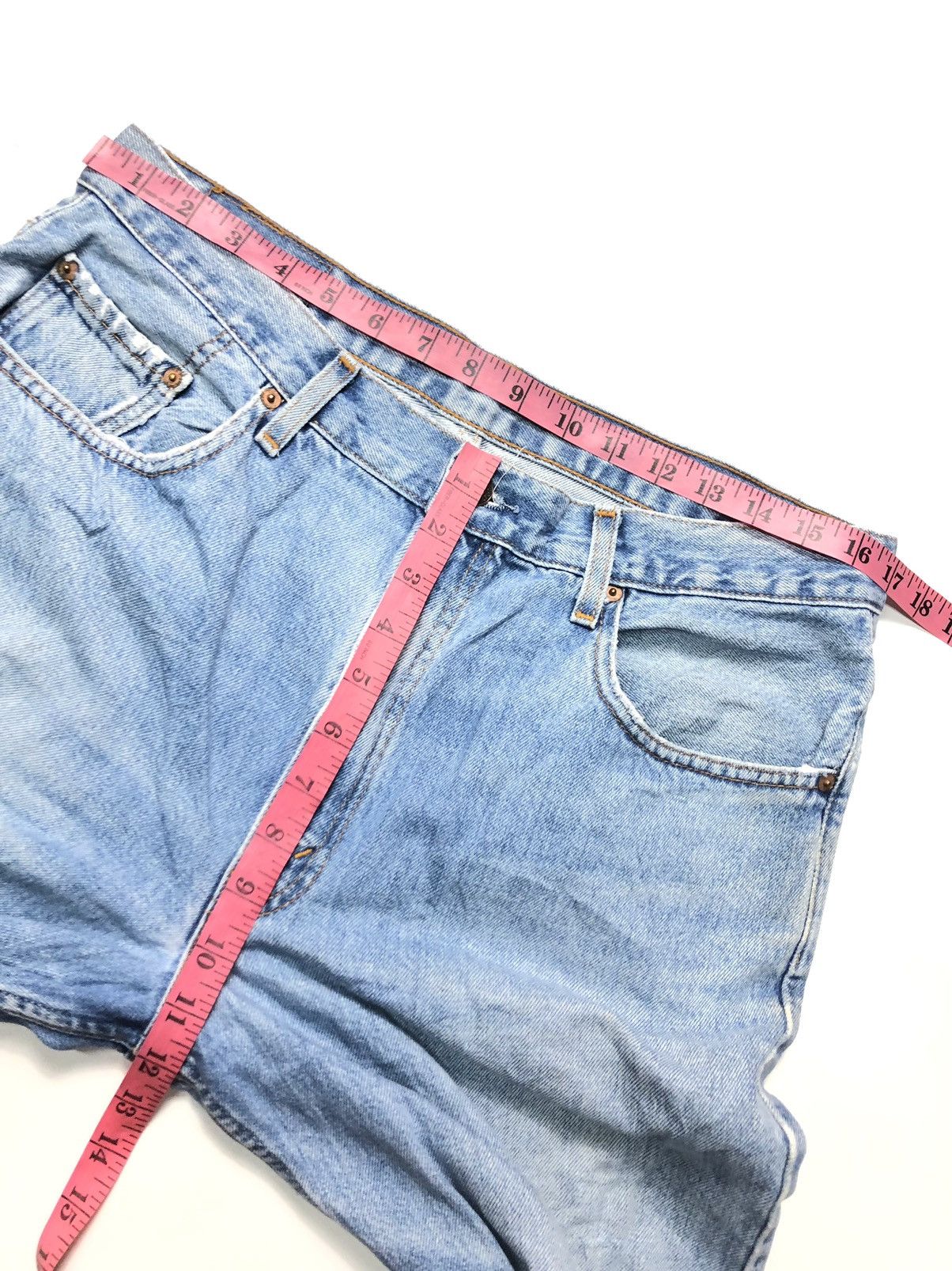 Levi's × Vintage VINTAGE LEVIS BLUE WASH DISTRESSED DENIM Size US 34 / EU 50 - 15 Thumbnail