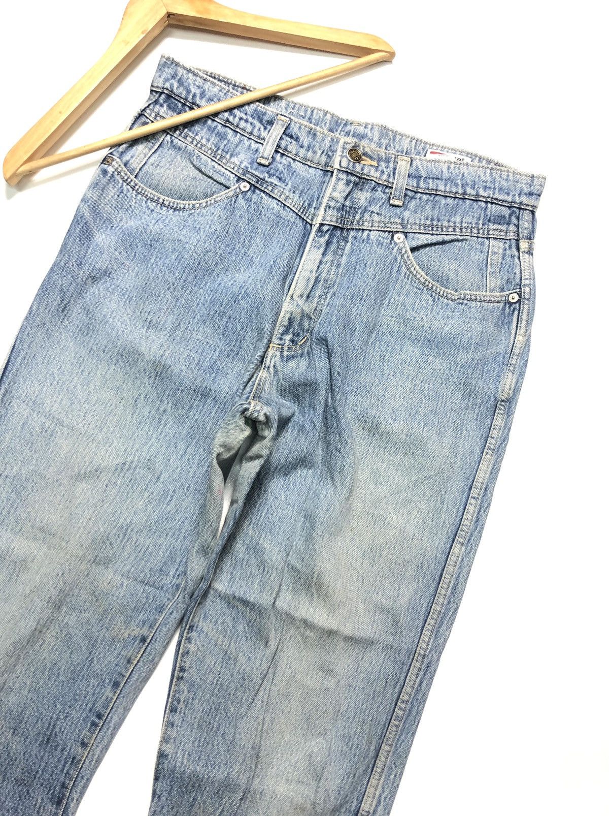 Vintage × Wrangler VINTAGE WRANGLER 915 NEW YORK USA STYLISH DISTRESSED DENIM Size US 33 - 6 Thumbnail