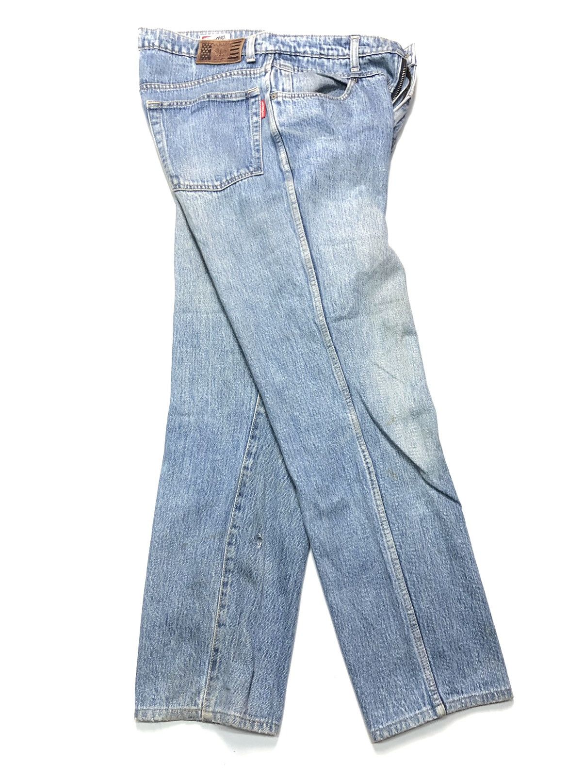Vintage × Wrangler VINTAGE WRANGLER 915 NEW YORK USA STYLISH DISTRESSED DENIM Size US 33 - 13 Thumbnail