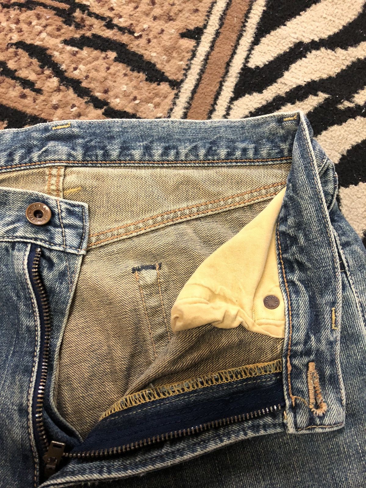 Edwin × Vintage VINTAGE SELVEDGE EDWIN 505x BLUE WASH DISTRESSED DENIM Size US 30 / EU 46 - 6 Thumbnail