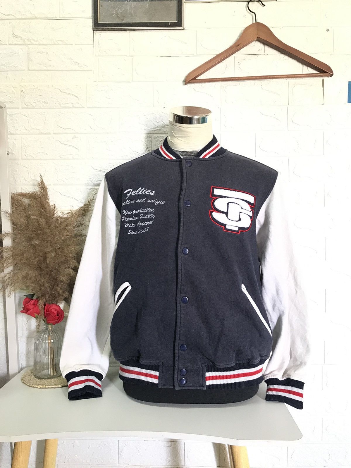 Japanese Brand × Vintage VINTAGE FELTICS JAPANESE BRAND VARSITY JACKET Size US L / EU 52-54 / 3 - 1 Thumbnail