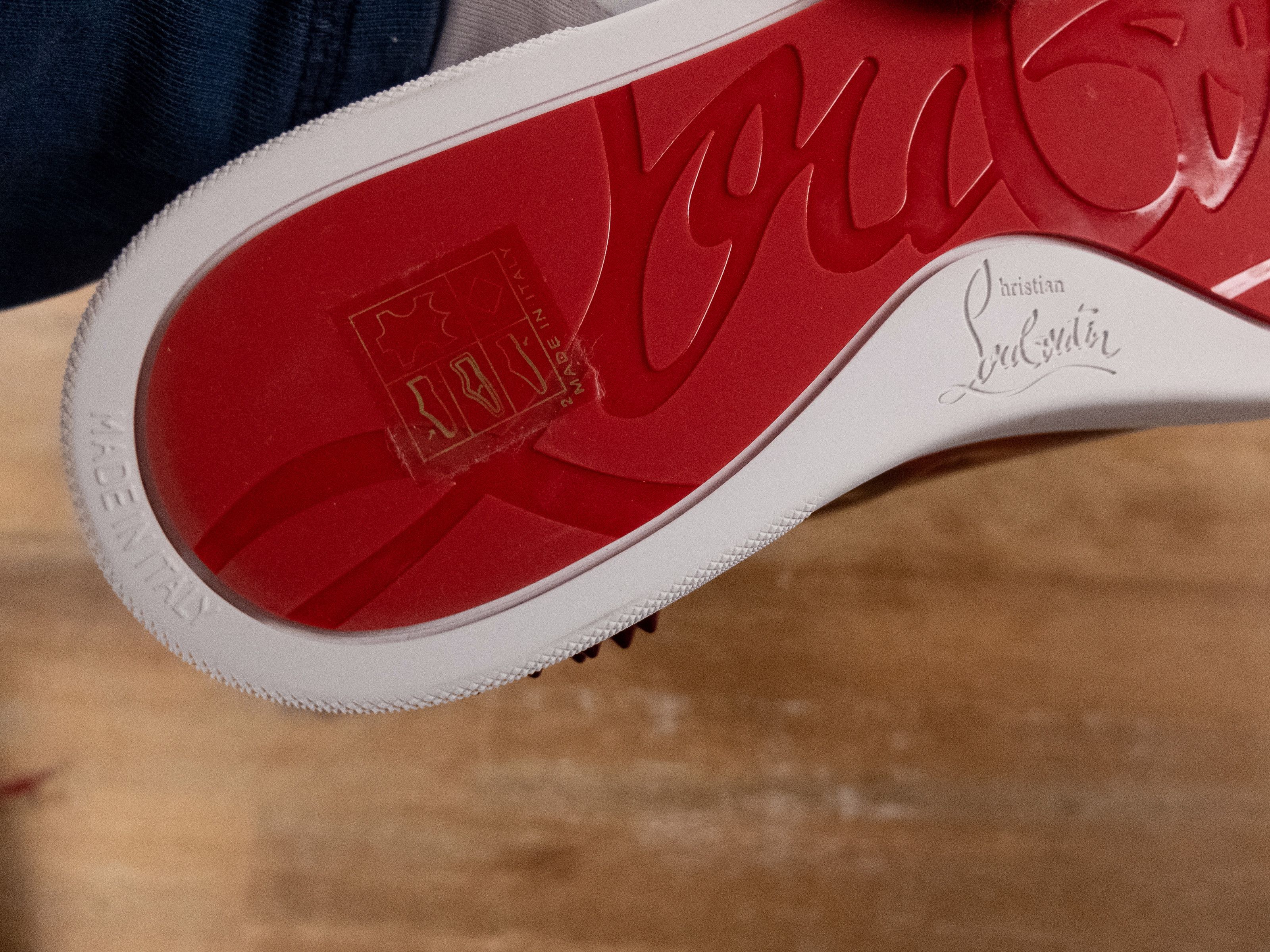 Christian Louboutin CHRISTIAN LOUBOUTIN Lou Spikes 2 Flat red sneakers 8 41 Size US 8 / EU 41 - 7 Thumbnail