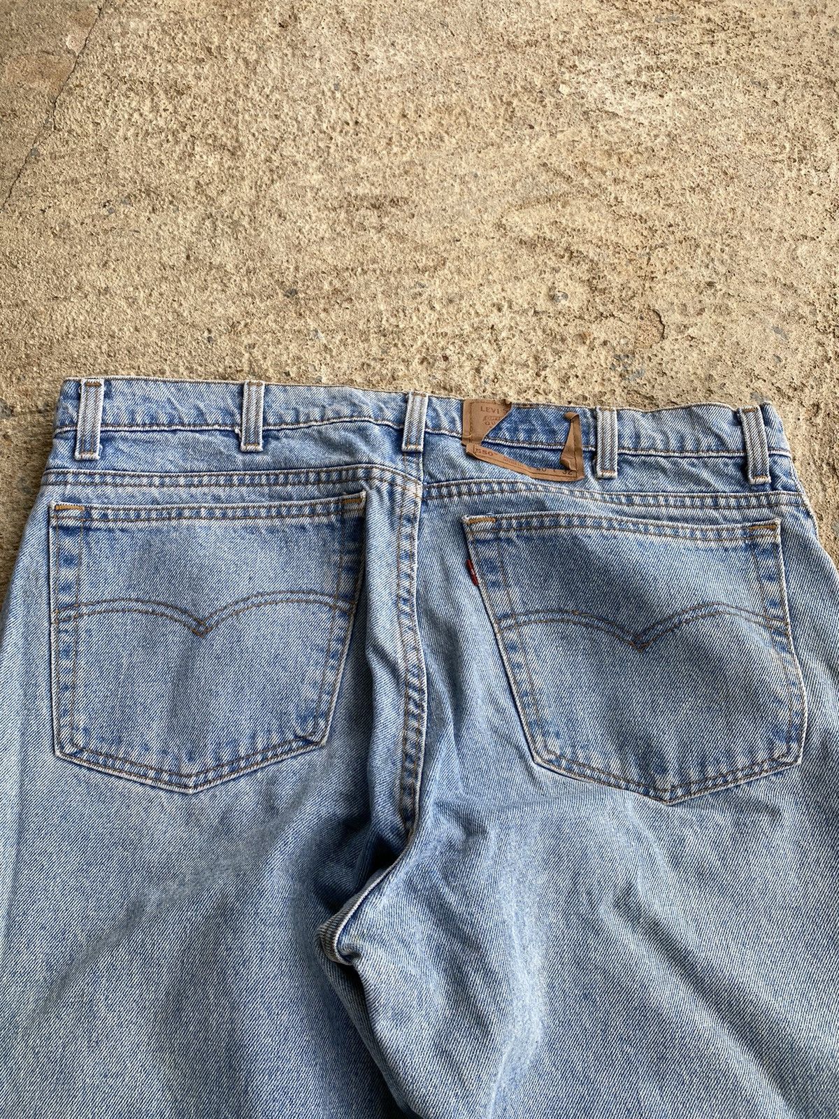 Levi's × Vintage Vintage 90’s Levi’s 550 Faded Blue Stained Jeans Size US 38 / EU 54 - 3 Thumbnail