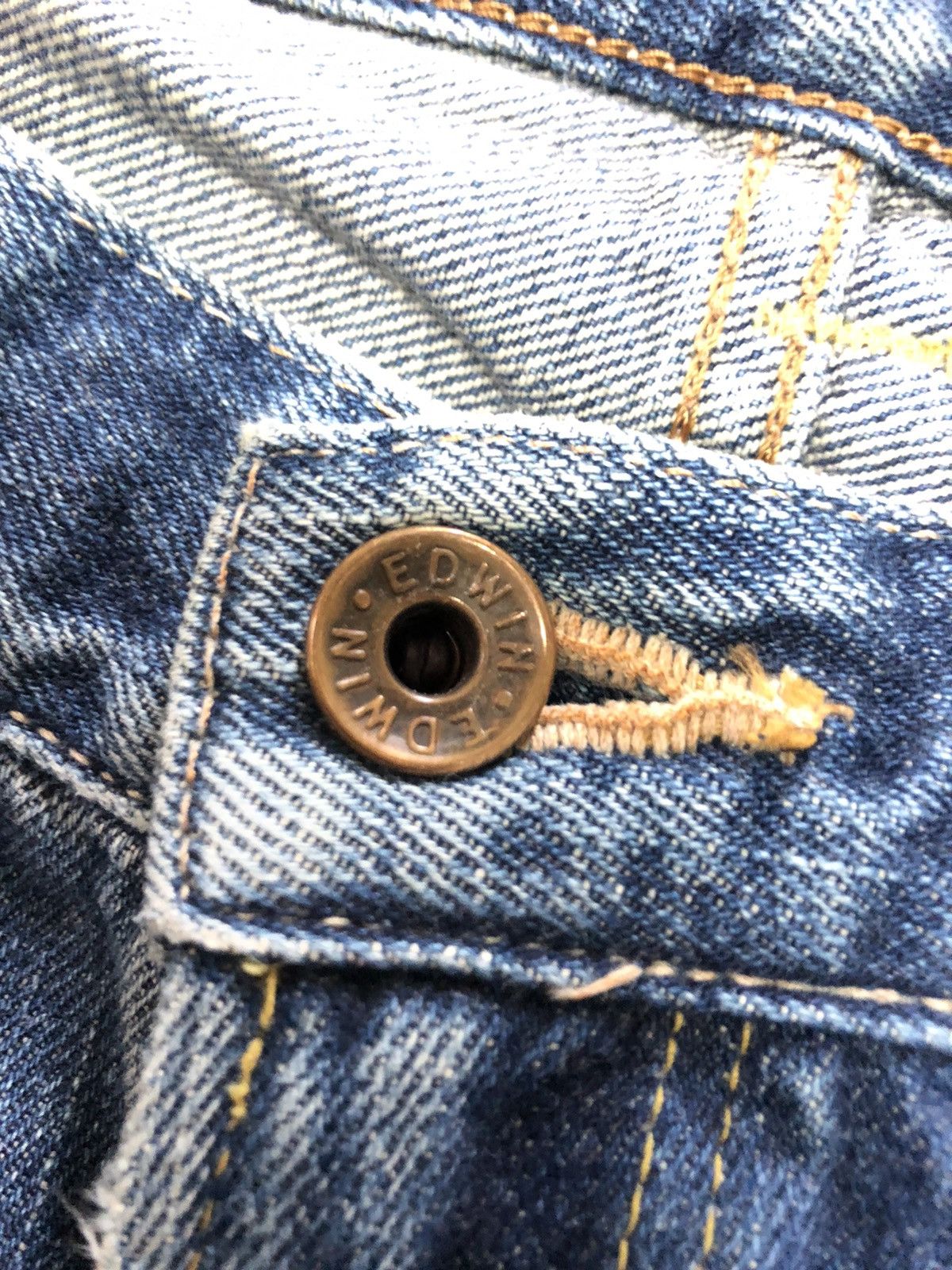Edwin × Vintage VINTAGE SELVEDGE EDWIN 505 BLUE WASH DISTRESSED DENIM Size US 33 - 5 Thumbnail