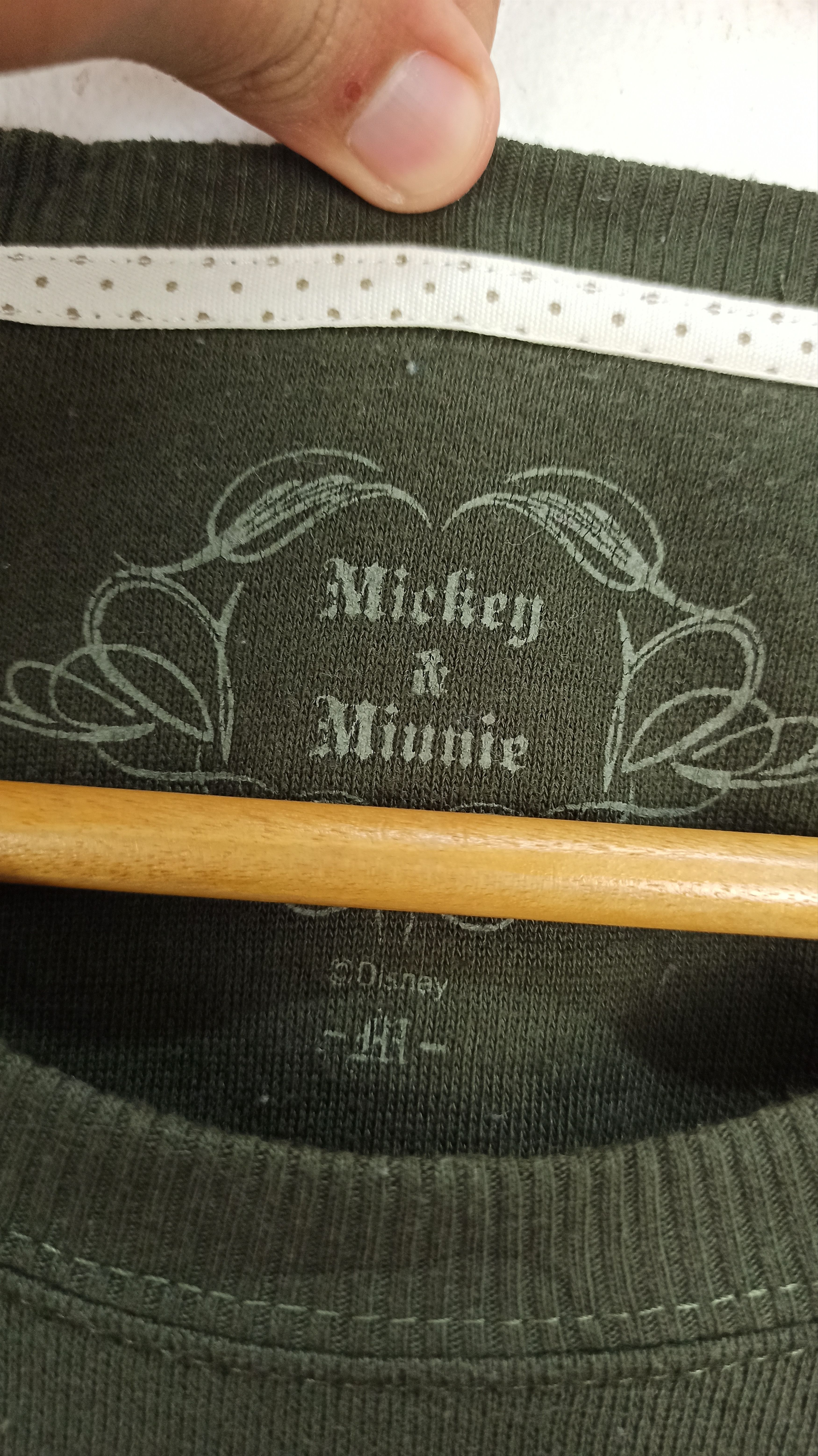Disney Mickey Mouse And Friend Disney Sweatshirt Crewneck Size US M / EU 48-50 / 2 - 4 Thumbnail