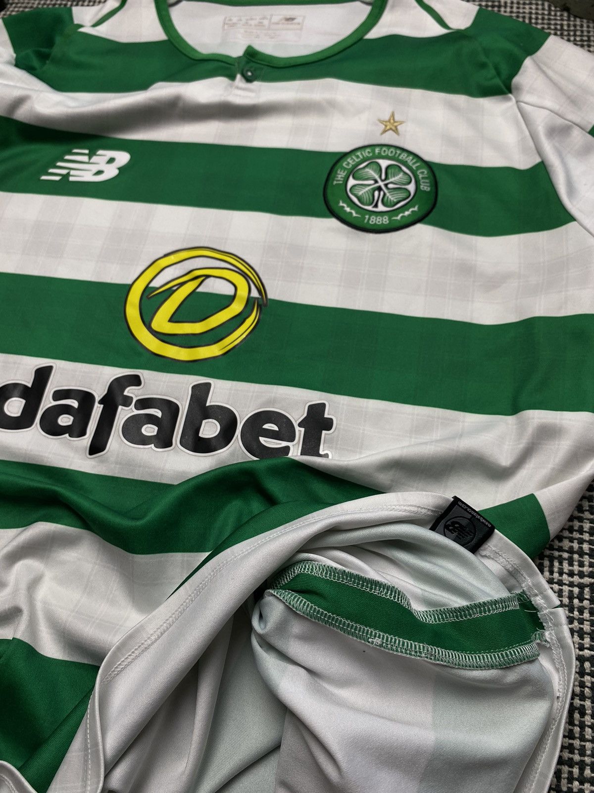 New Balance × Vintage Celtic view balance soccer jersey Size US L / EU 52-54 / 3 - 6 Thumbnail