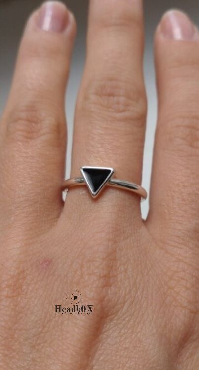 Jewelry Black Enamel Triangle Adjustable Ring Size ONE SIZE - 3 Thumbnail