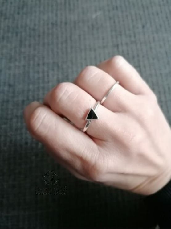 Jewelry Black Enamel Triangle Adjustable Ring Size ONE SIZE - 6 Thumbnail