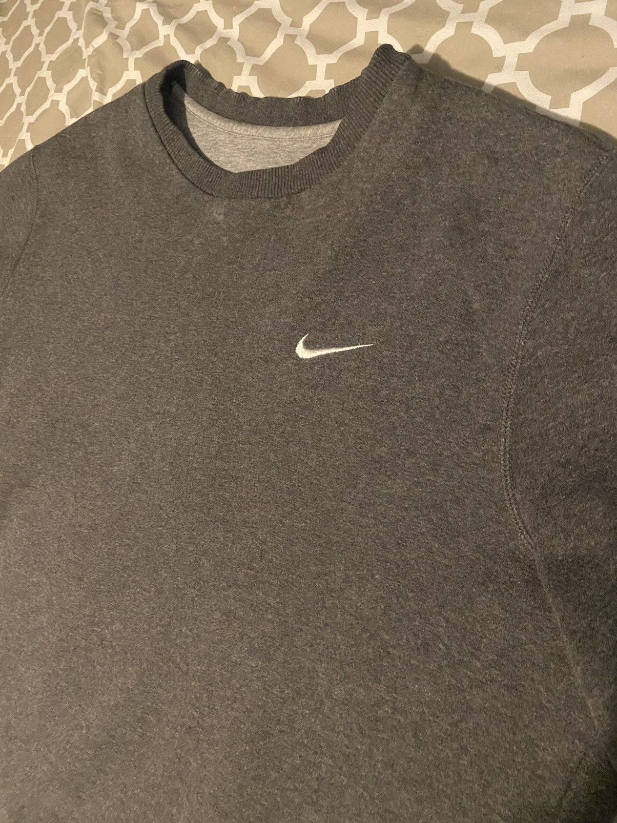 Nike Vintage Mini Swoosh Nike Crewneck Sweatshirt Size US L / EU 52-54 / 3 - 3 Thumbnail