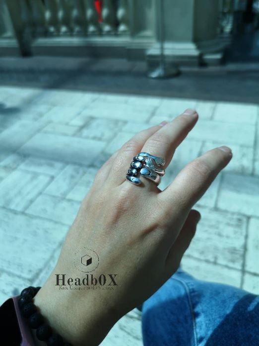 Jewelry Gothic Carved Hand Ring Size ONE SIZE - 3 Thumbnail
