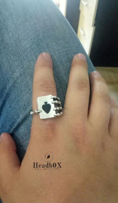 Jewelry Claw Playing Card Ring Size ONE SIZE - 6 Thumbnail